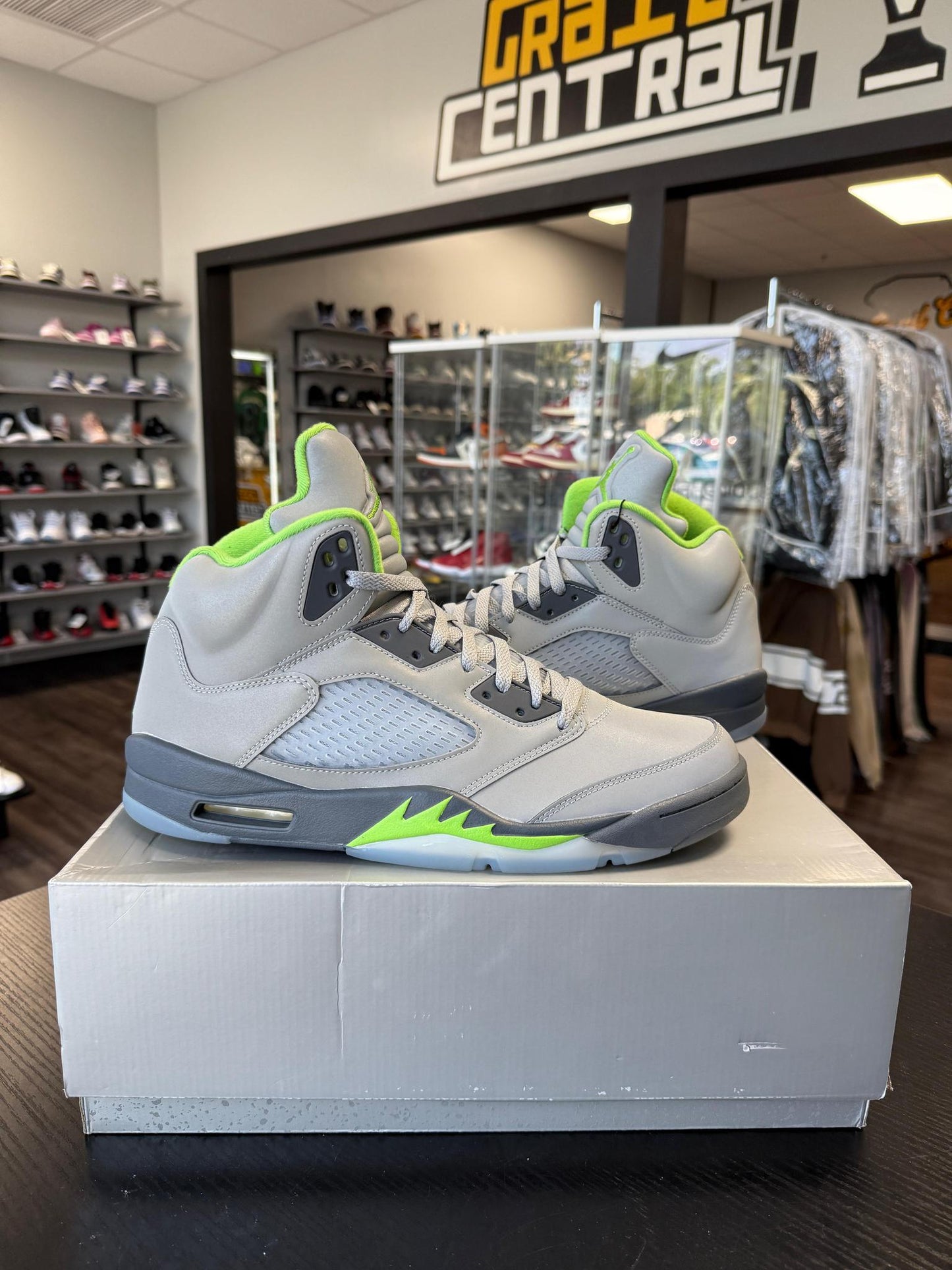 Jordan 5 "Green Bean" Used Size 13