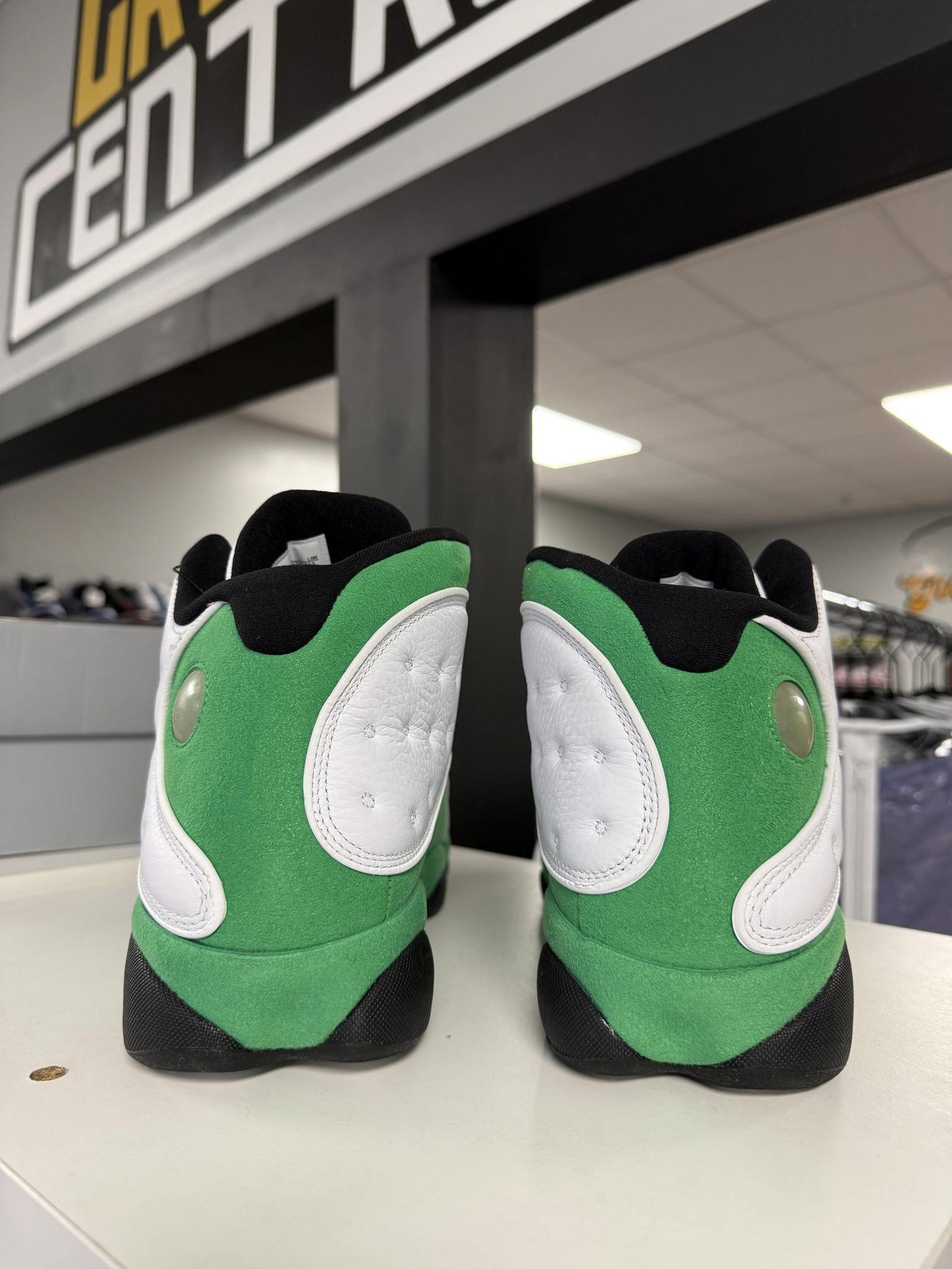 Jordan 13 "Lucky Green" Used Size 13