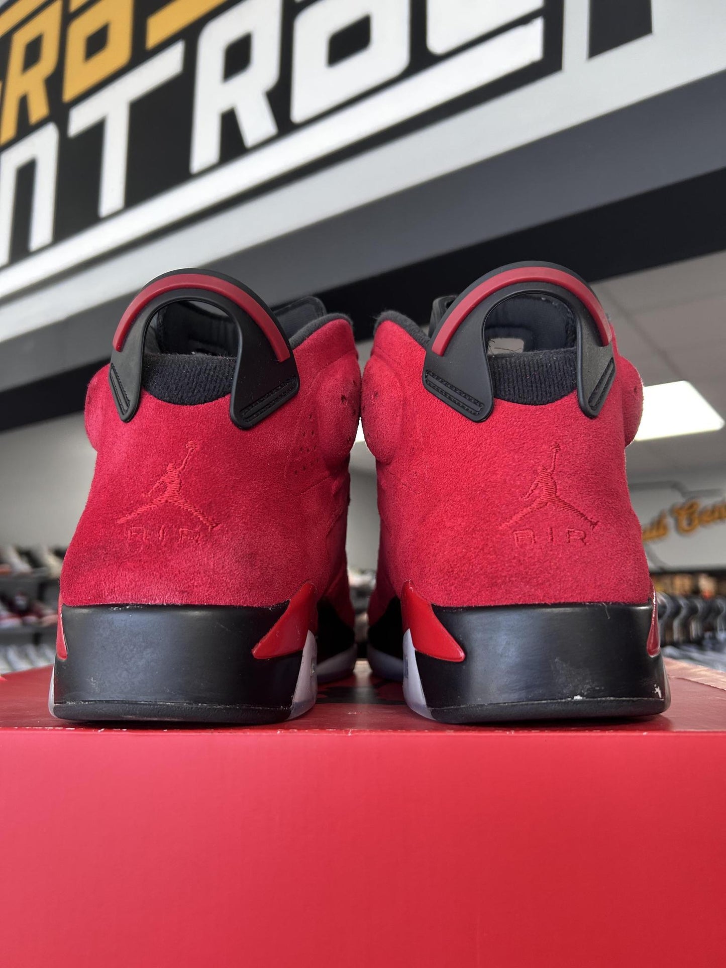 Jordan 6 "Toro" Used Size 12