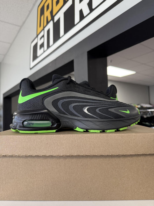 Air Max Fire "Black Green" Used Size 9