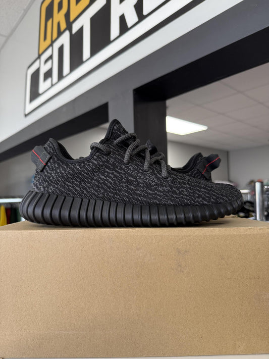 Yeezy 350 "Pirate Black" Used Size 8.5