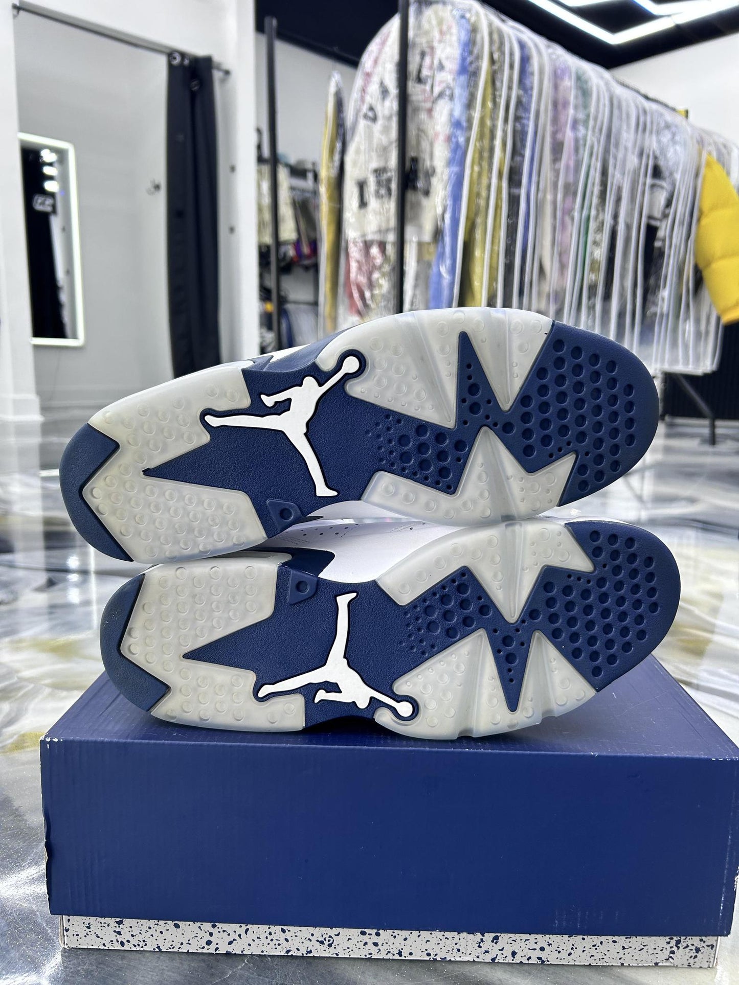 Jordan 6 Midnight Navy Used Size 12