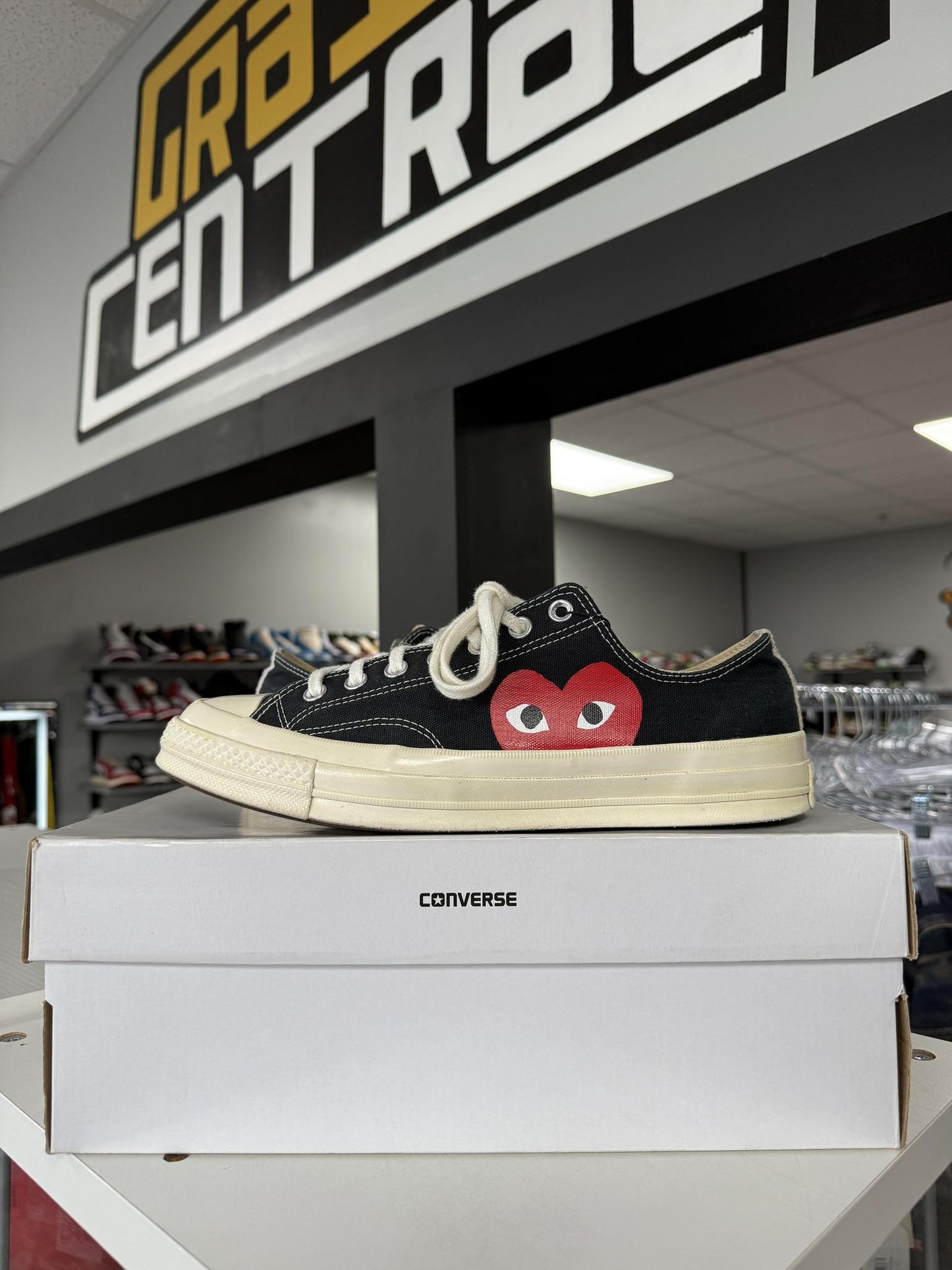Converse x CDG "Black" Used Size 9