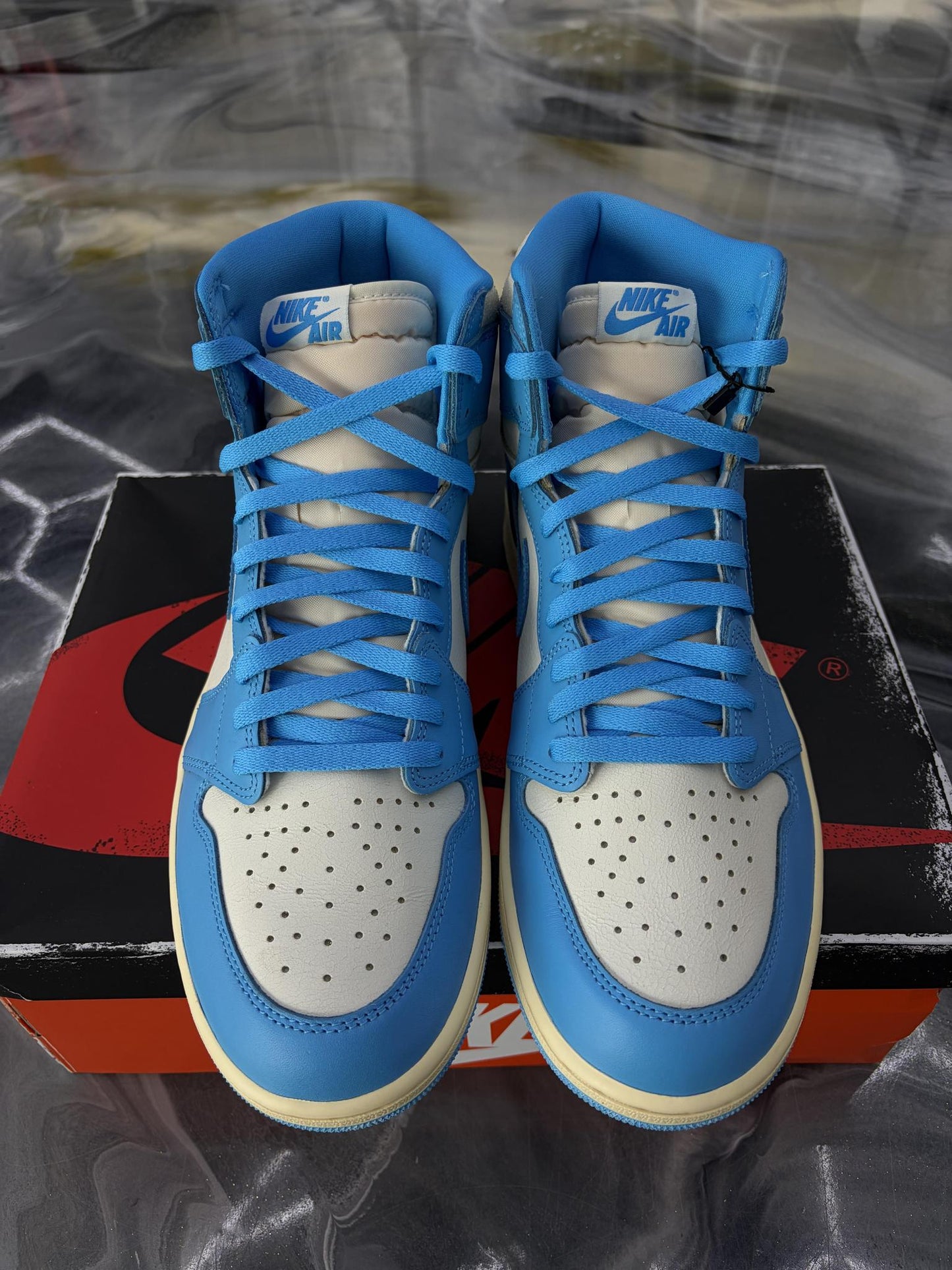 Jordan 1 "UNC Reimagined" Used Size 12