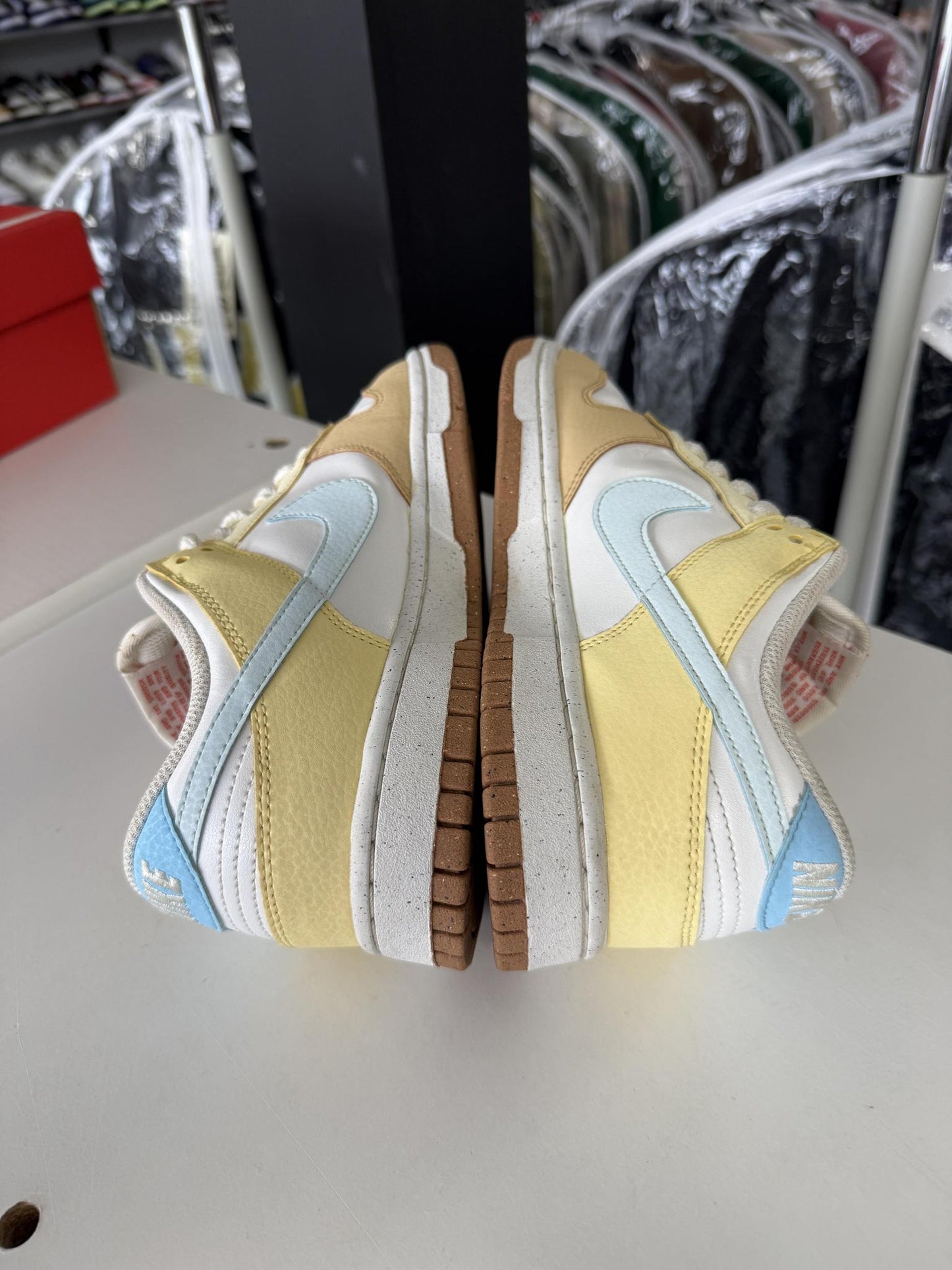 Dunk Low "Soft Yellow" Used Size 6.5Y/8W