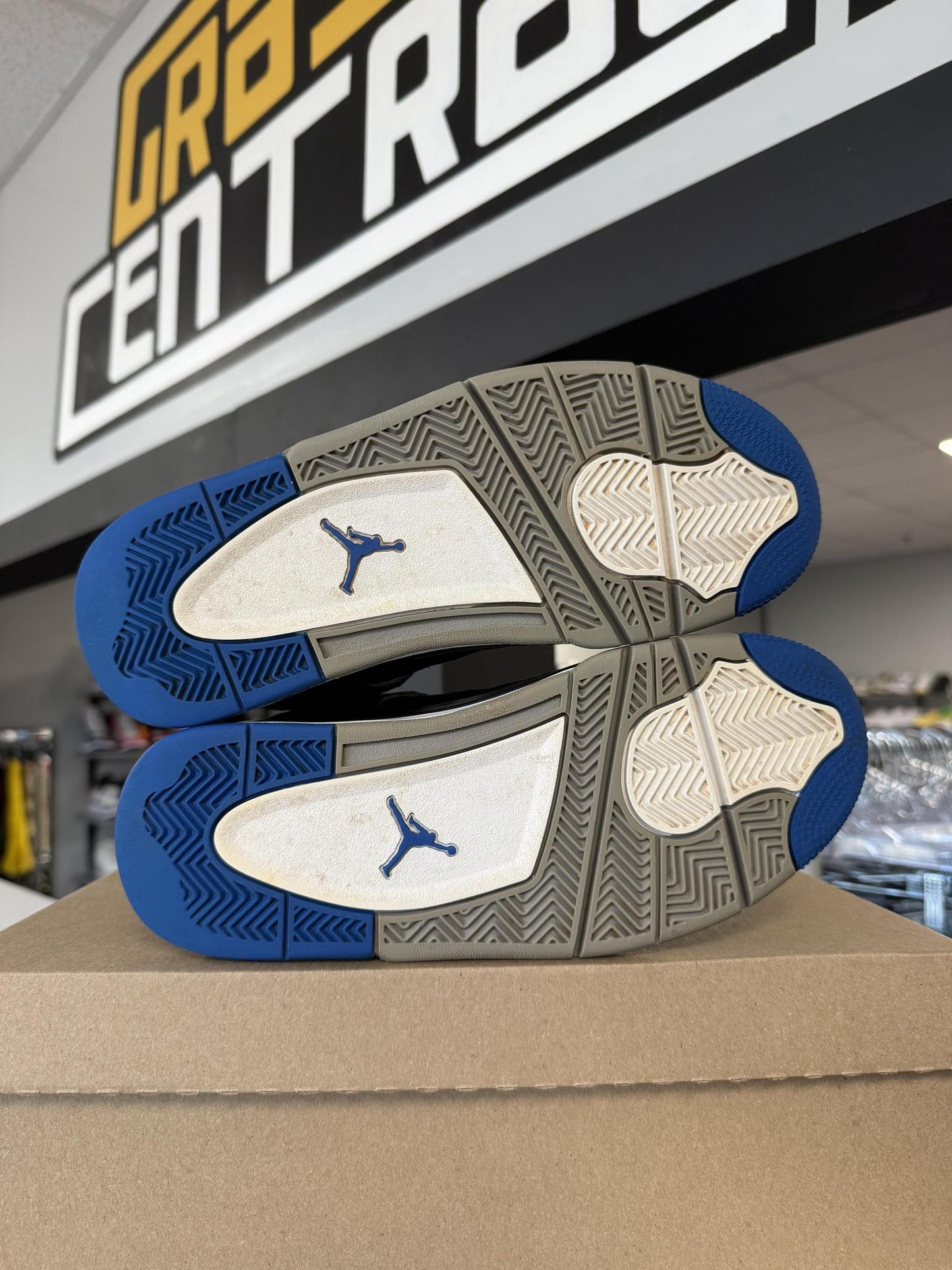 Jordan 4 "Motorsport" Used Size 7Y/8.5W
