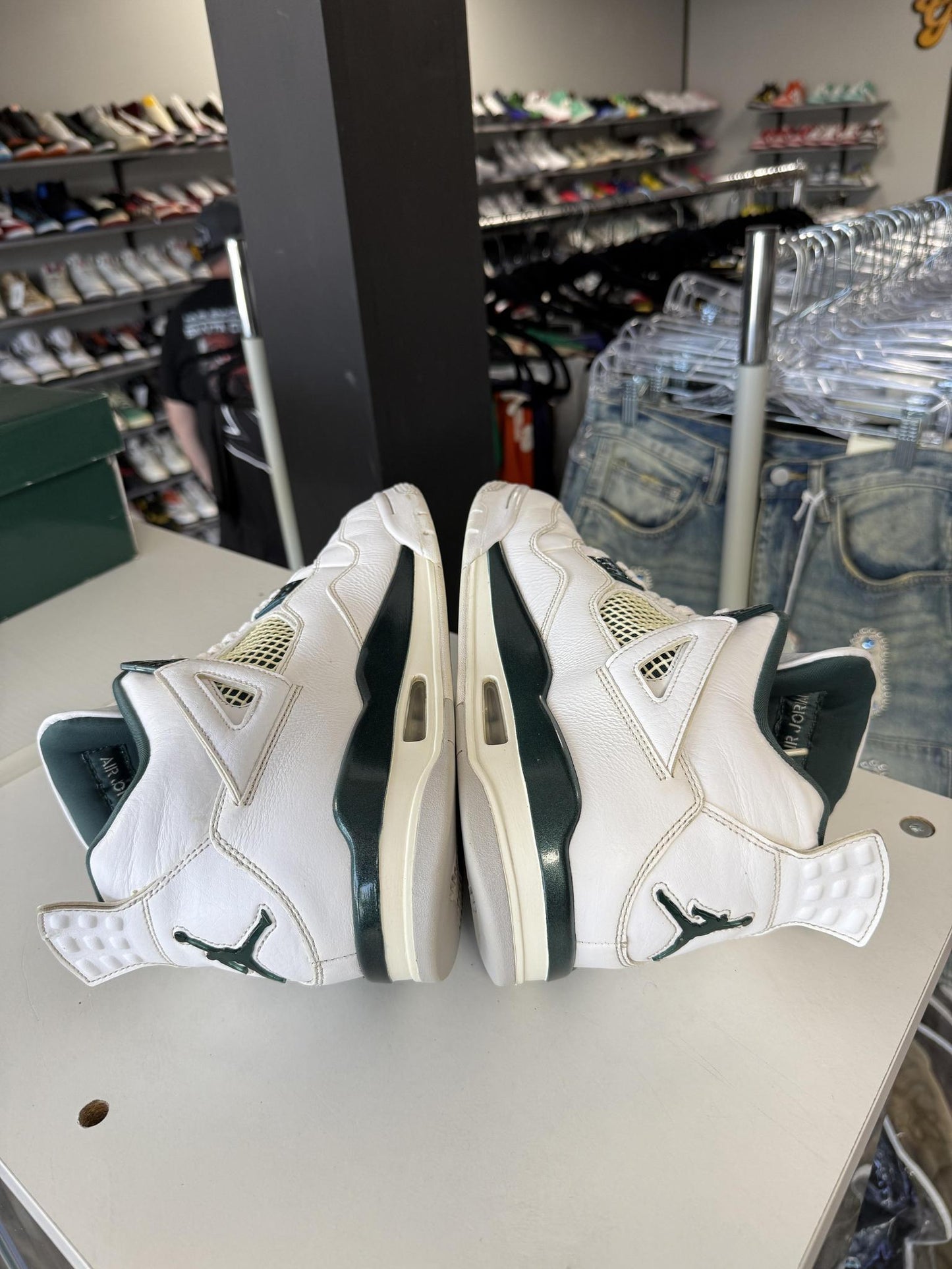 Jordan 4 "Oxidized Green" Used Size 11