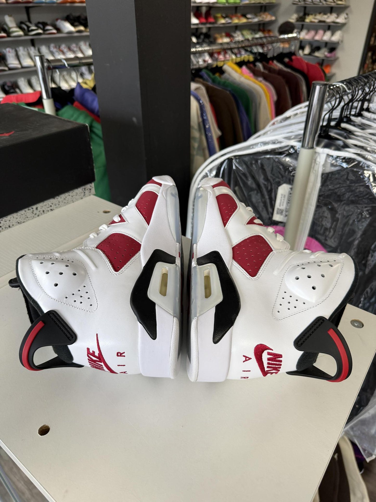 Jordan 6 "Carmine" Used Size 11