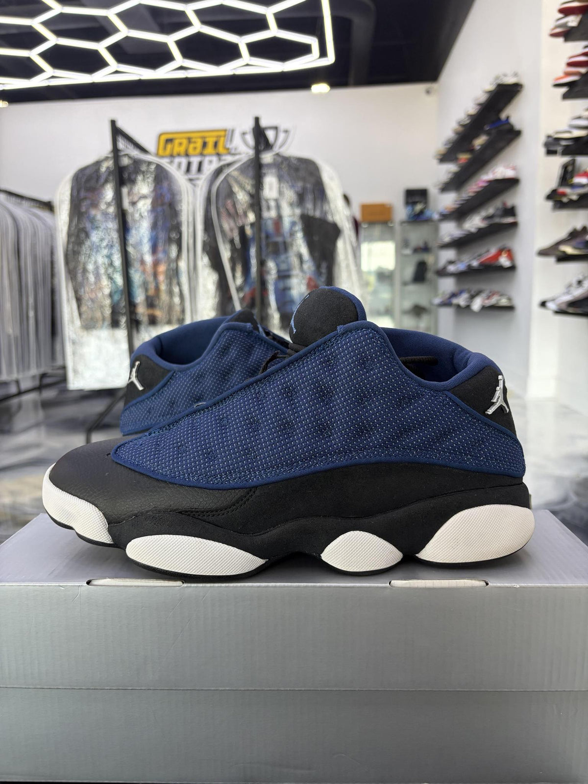 Jordan 13 Low "Brave Blue" Used Size 9