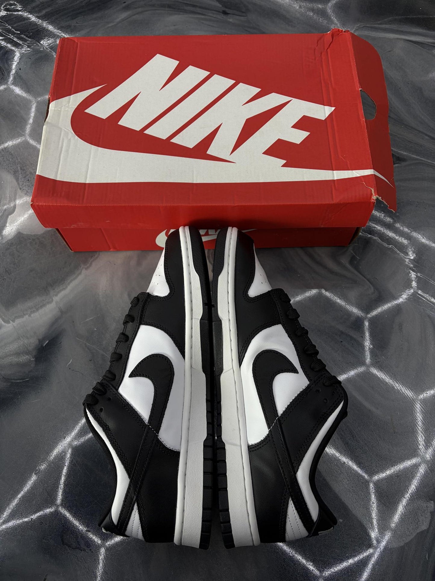 Nike Dunk Low "Panda" Used Size 10.5