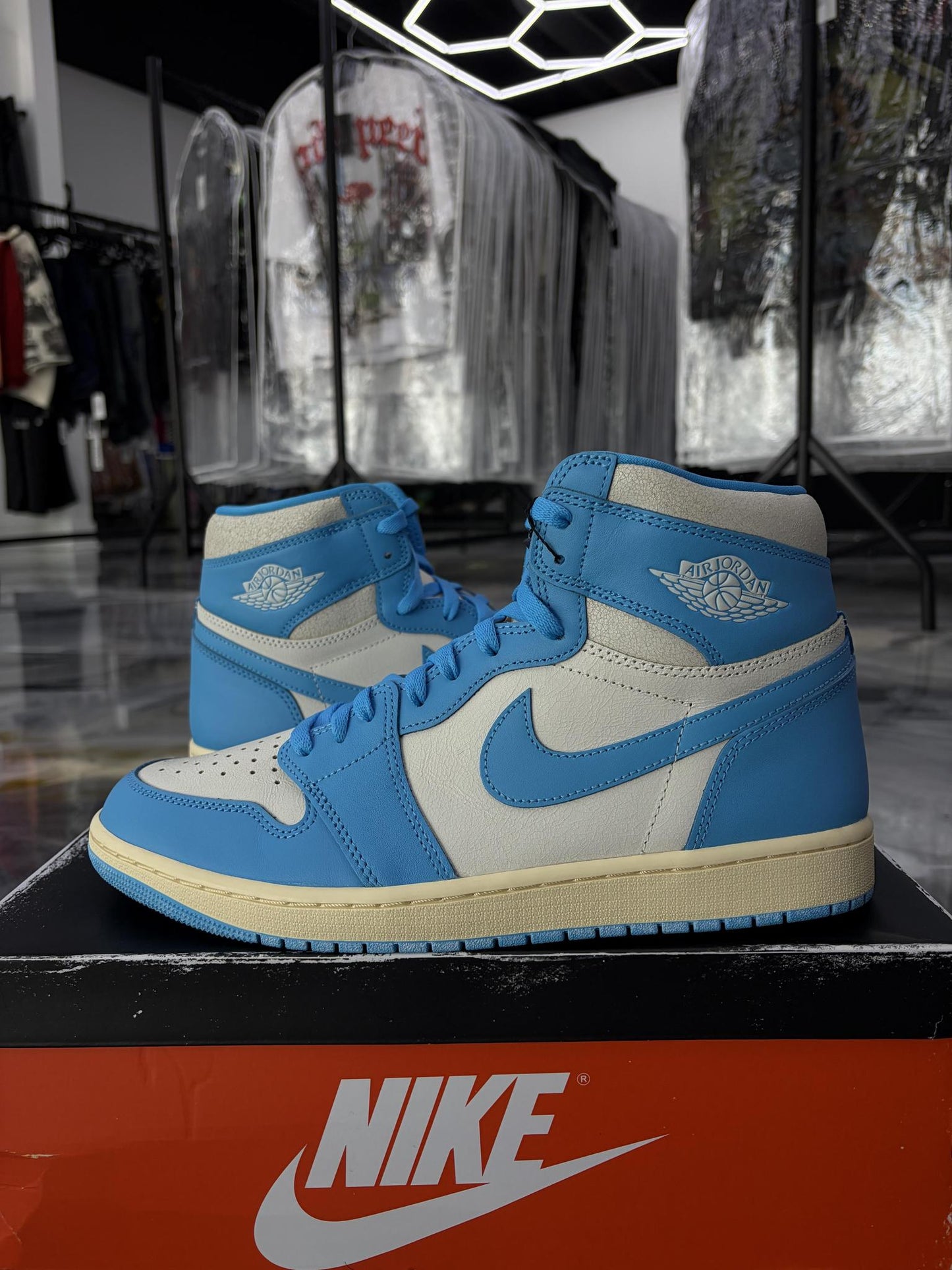 Jordan 1 "UNC Reimagined" Used Size 12