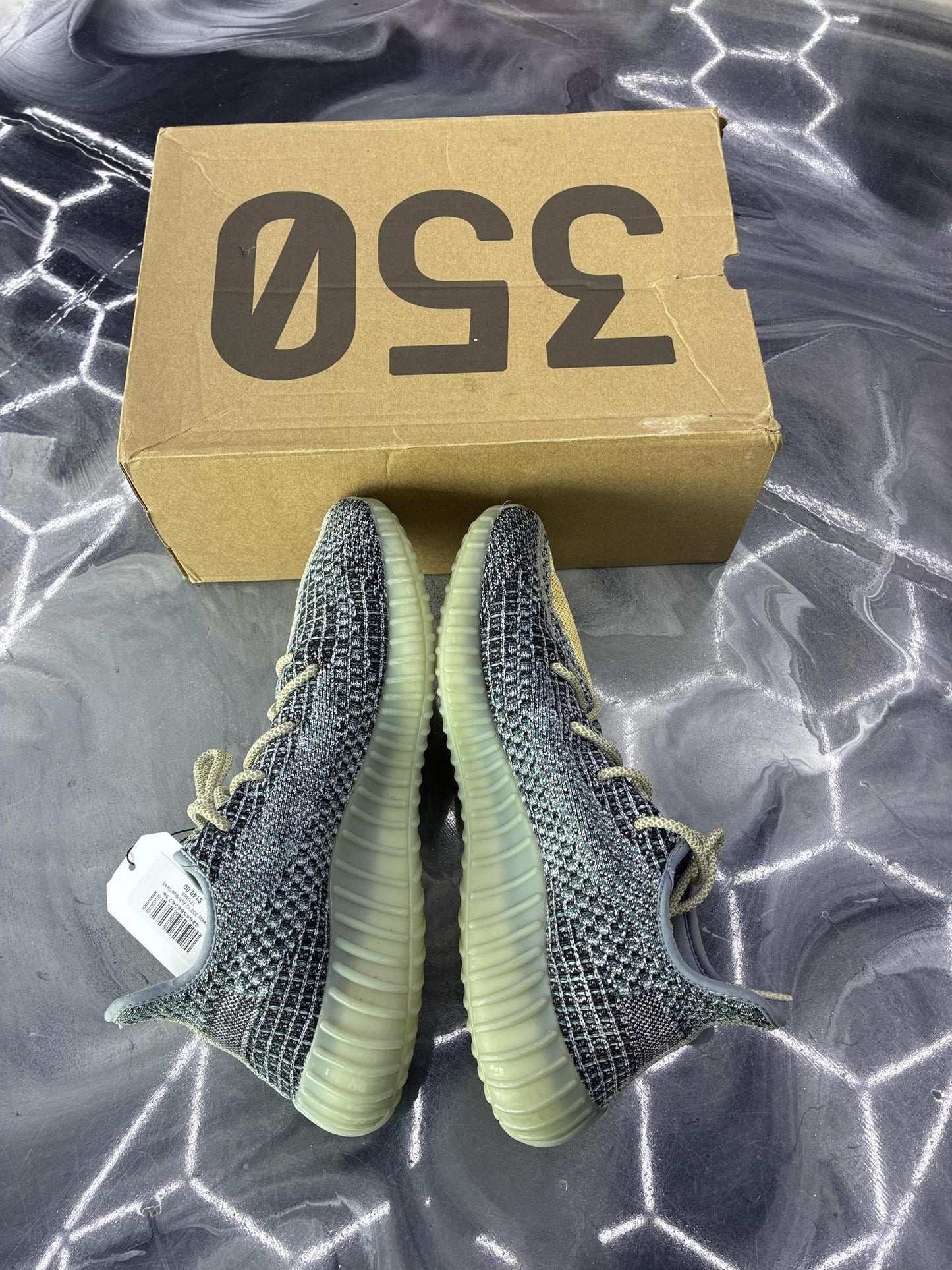 Yeezy 350 V2 "Ash Blue" Used Size 12