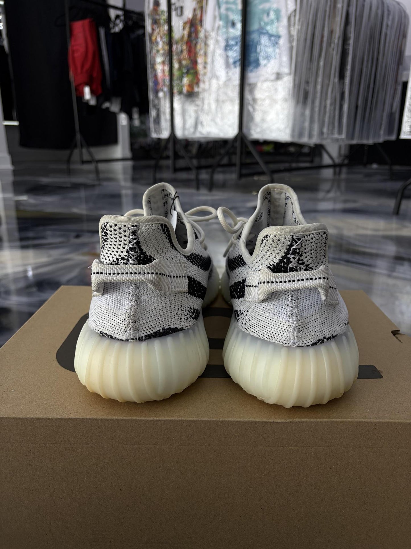 Yeezy 350 V2 "Zebra" Used Size 14