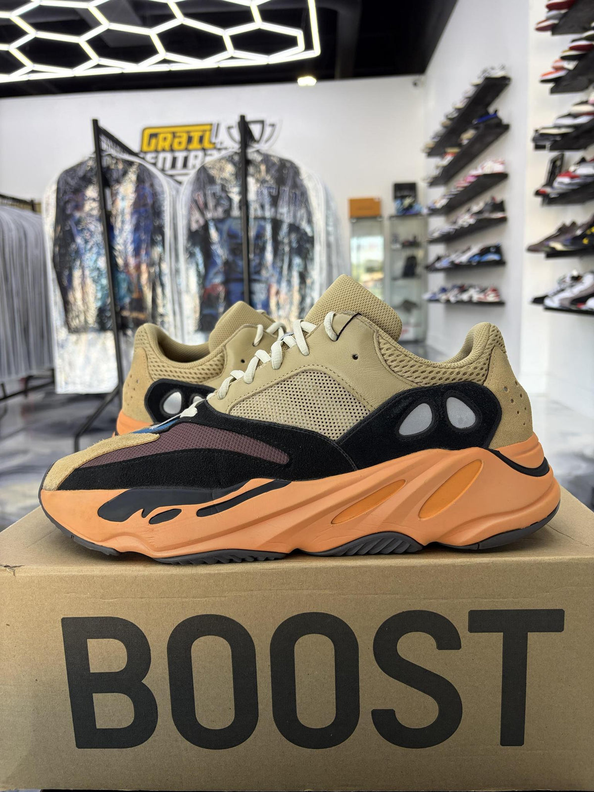 Adidas Yeezy 700 "Enflame" Used Size 13