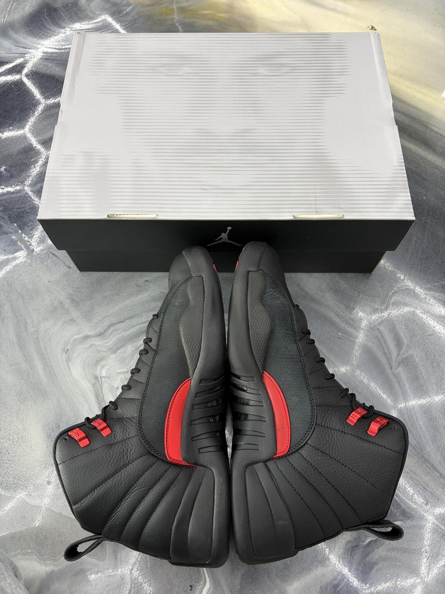 Jordan 12 "Bloodline" Used Size 10.5