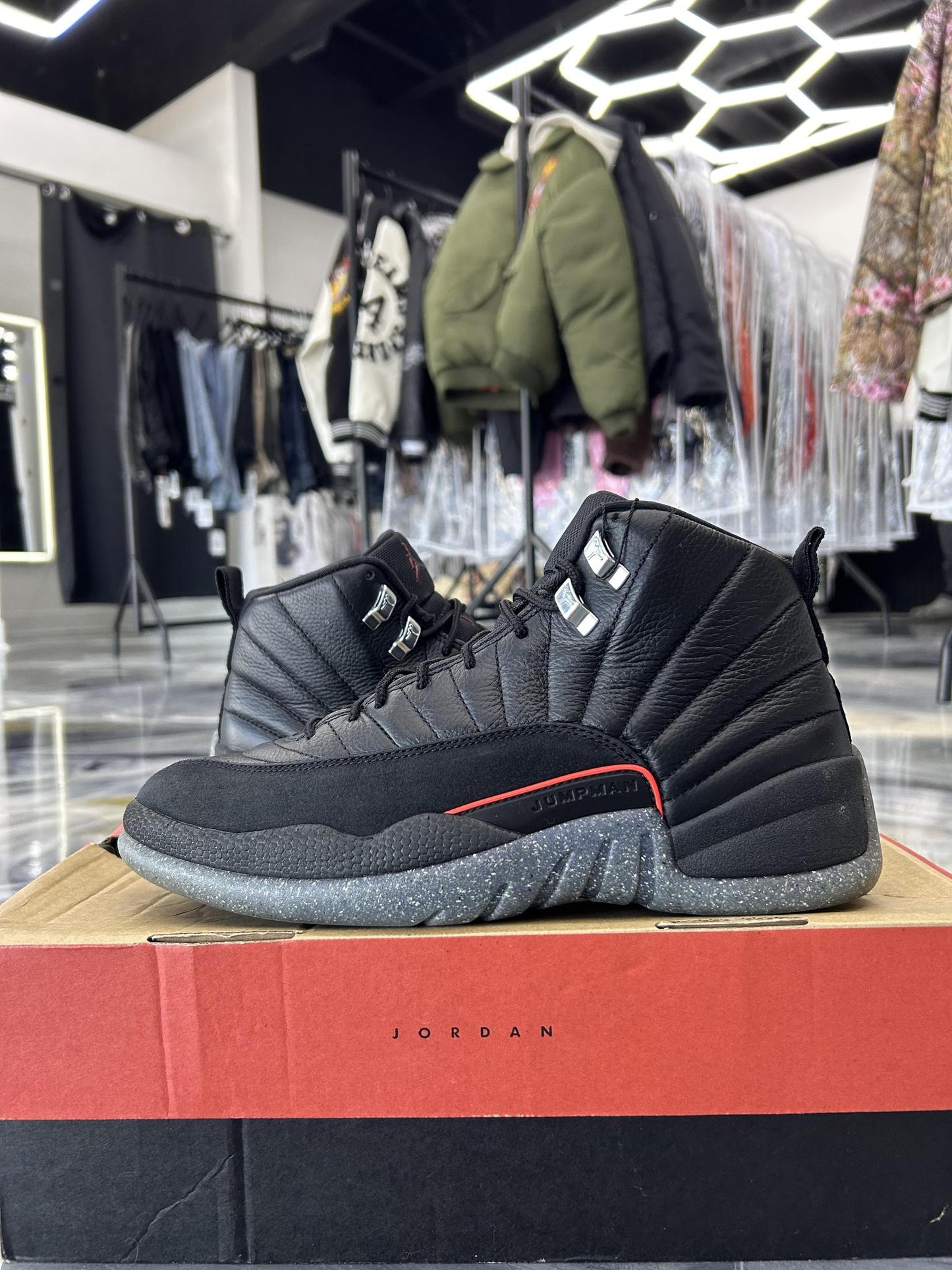 Jordan 12 "Utility" Used Size 9