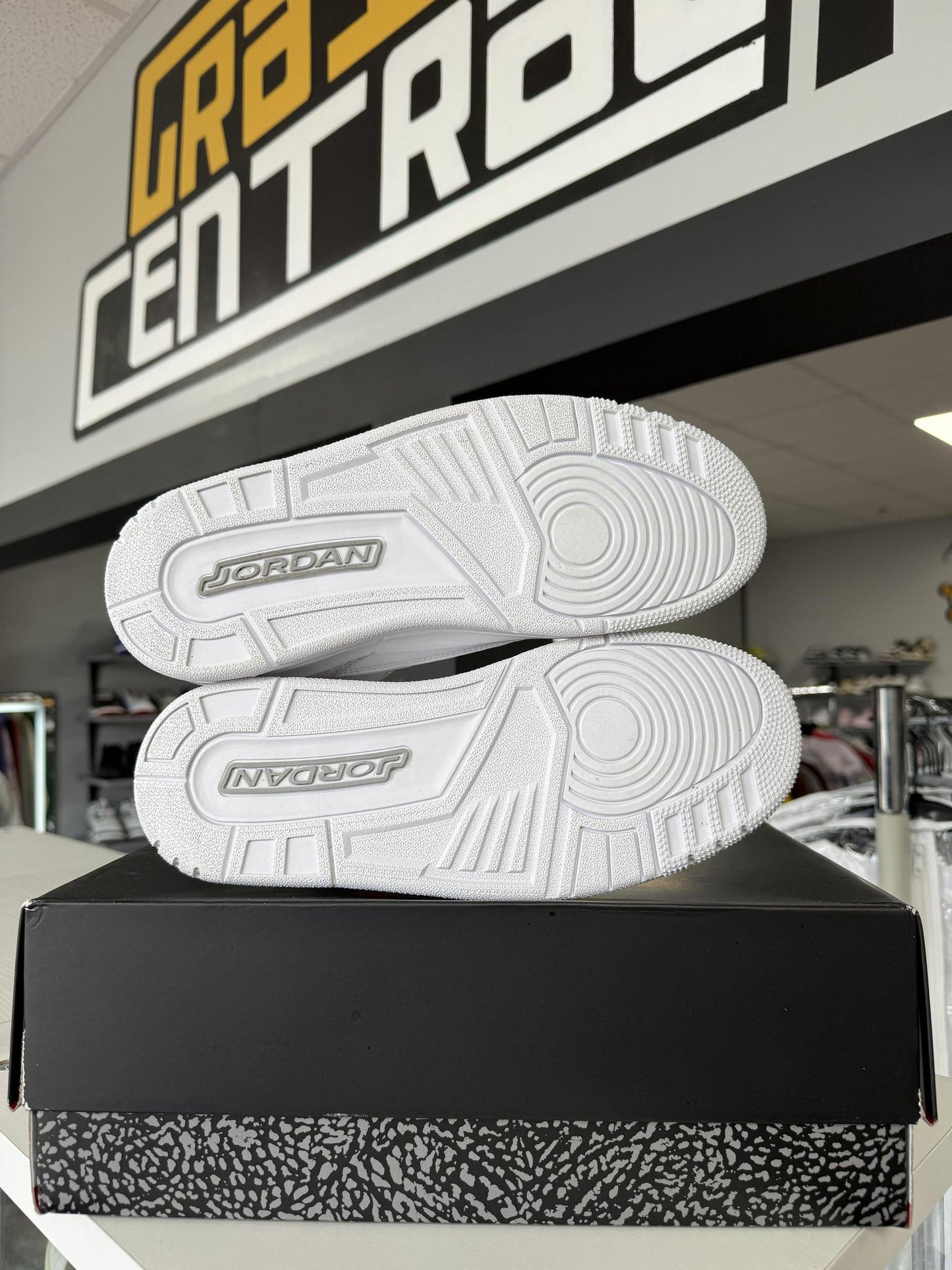 Jordan 3 "Pure Money" Used Size 9
