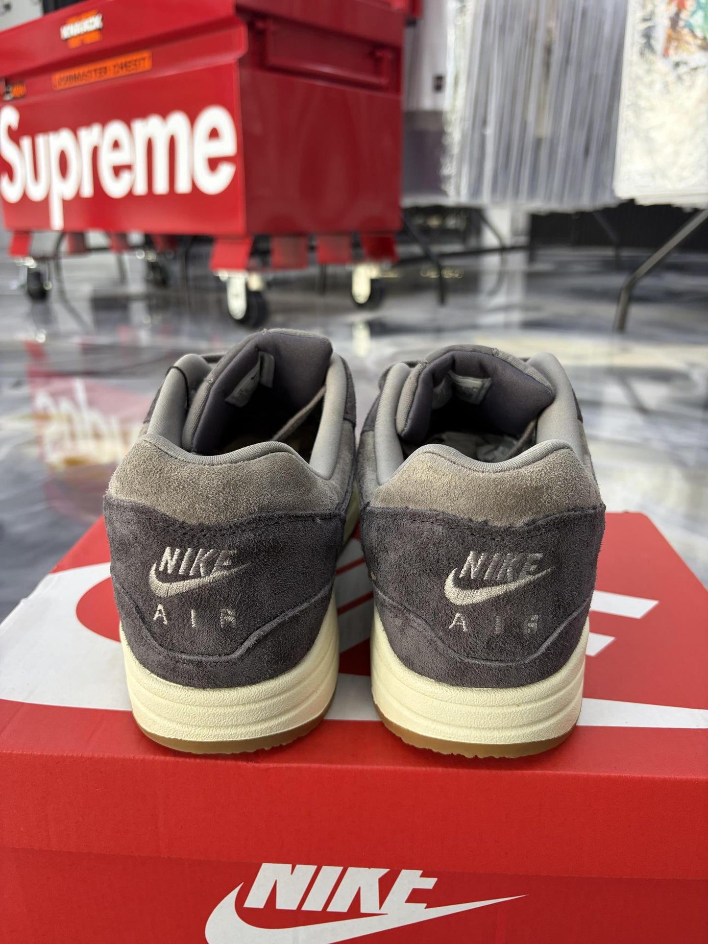 Nike Air Max 1 "Crepe Soft Grey" Used Size 12