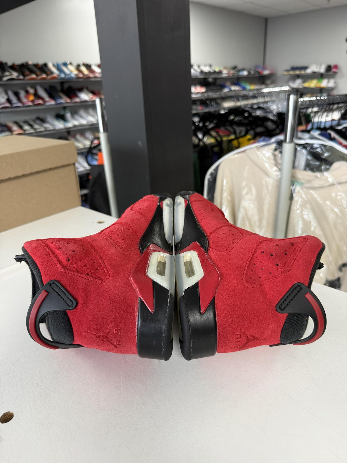 Jordan 6 "Toro" Used Size 6.5Y/8W