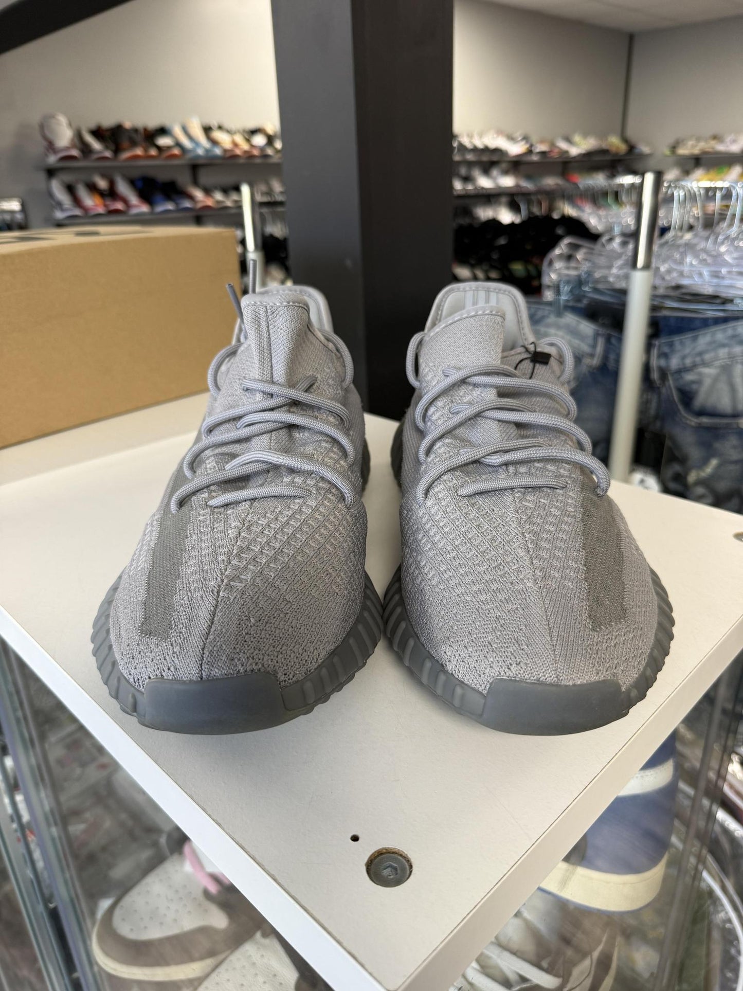 Yeezy 350 V2 "Steel Grey" Used Size 14