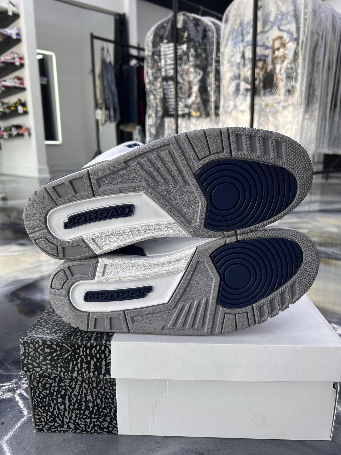 Jordan 3 "Midnight Navy" Used Size 11