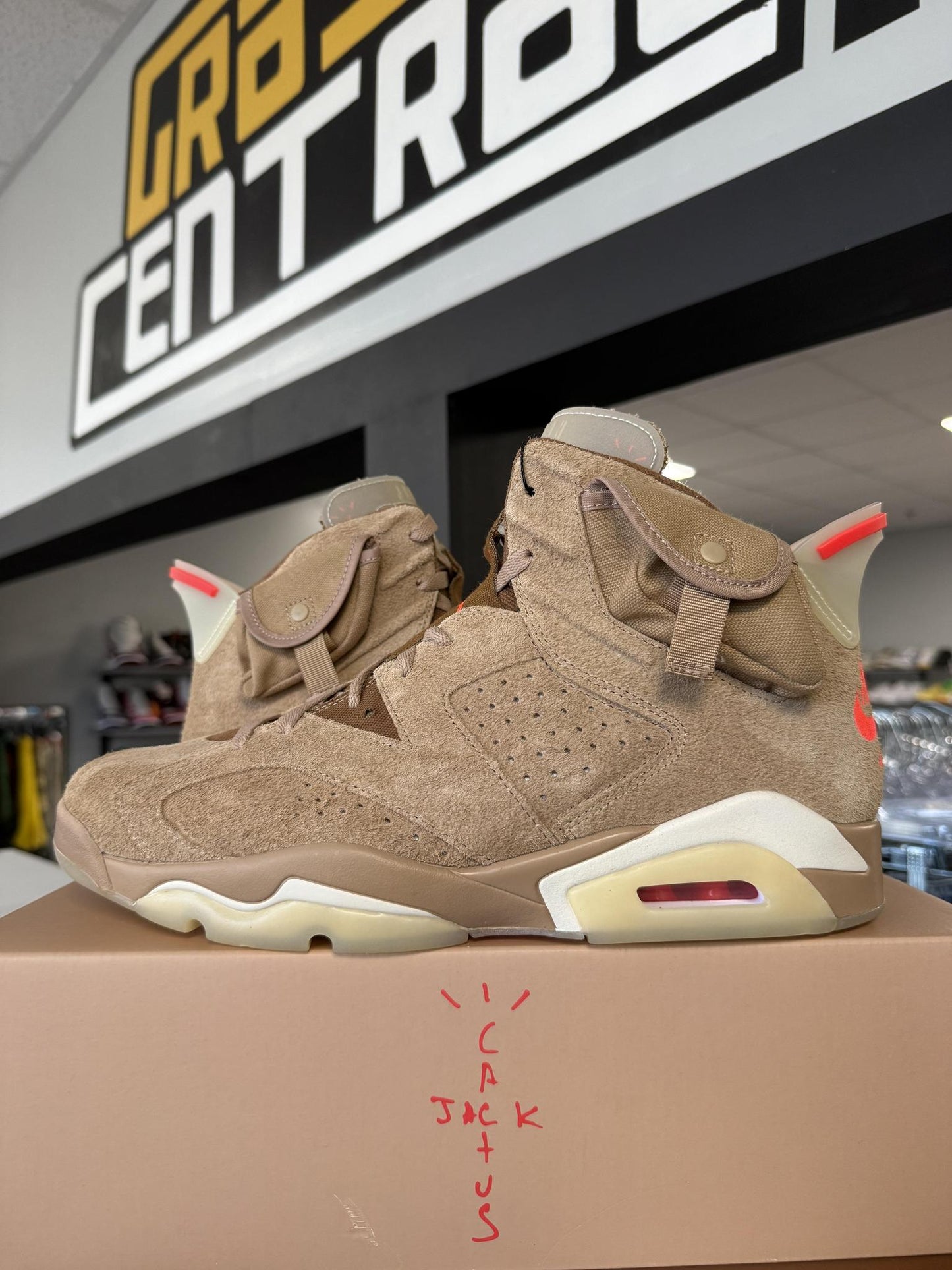 Jordan 6 Travis Scott "British Khaki" Used Size 13