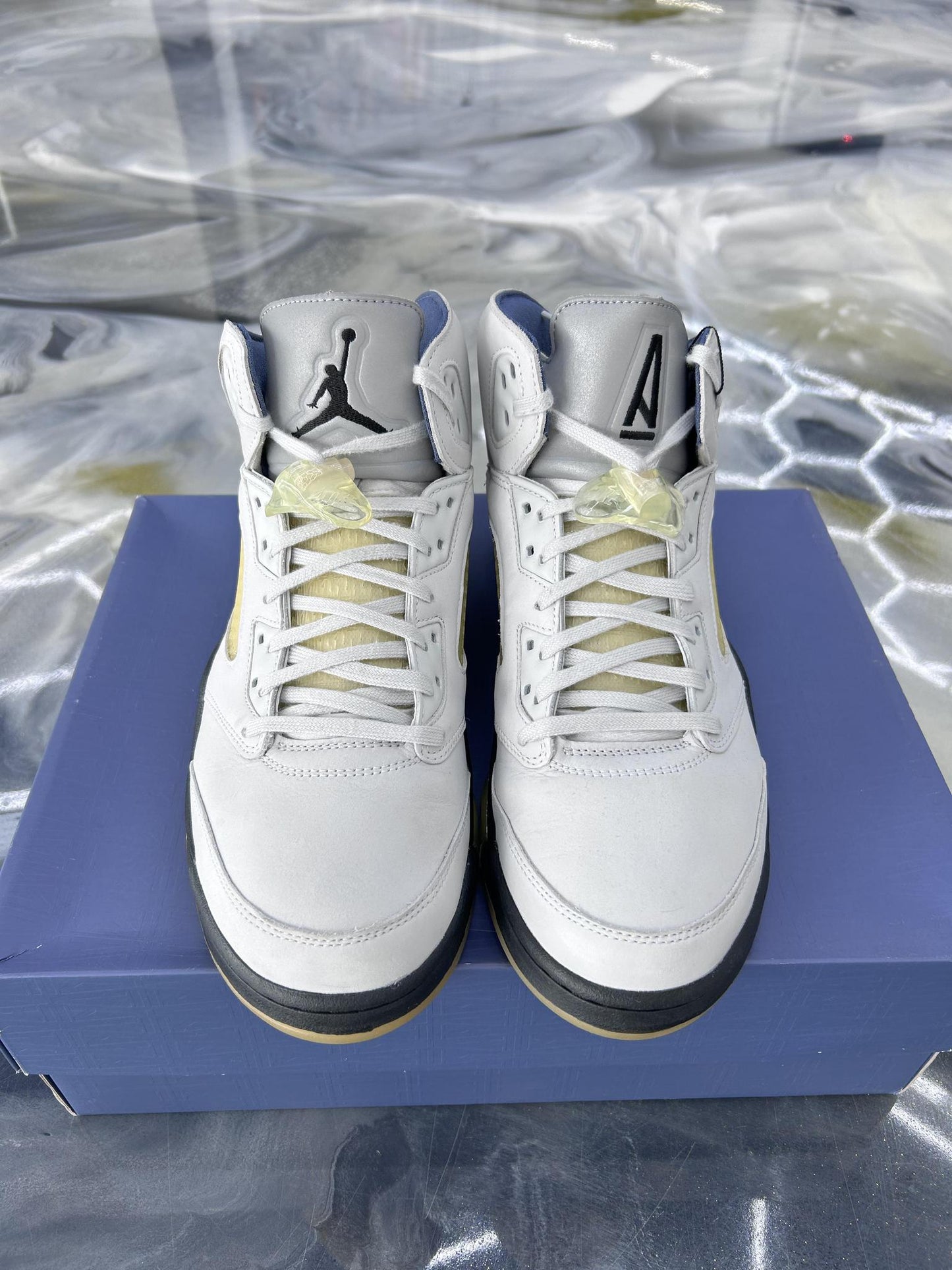 Jordan 5 x A Ma Maniere "Dawn" Used Size 13M/14.5W