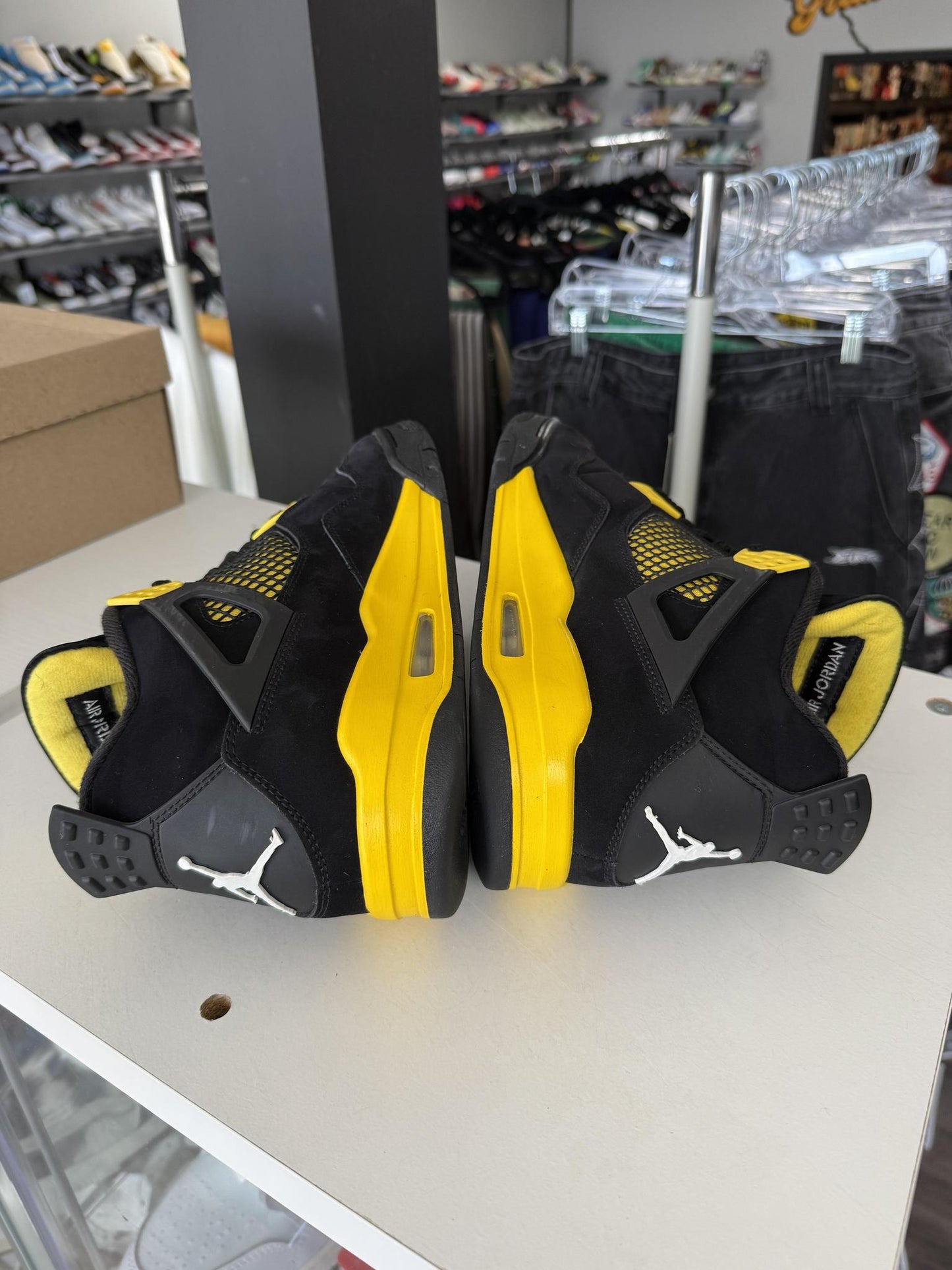 Jordan 4 "Thunder" Used Size 10