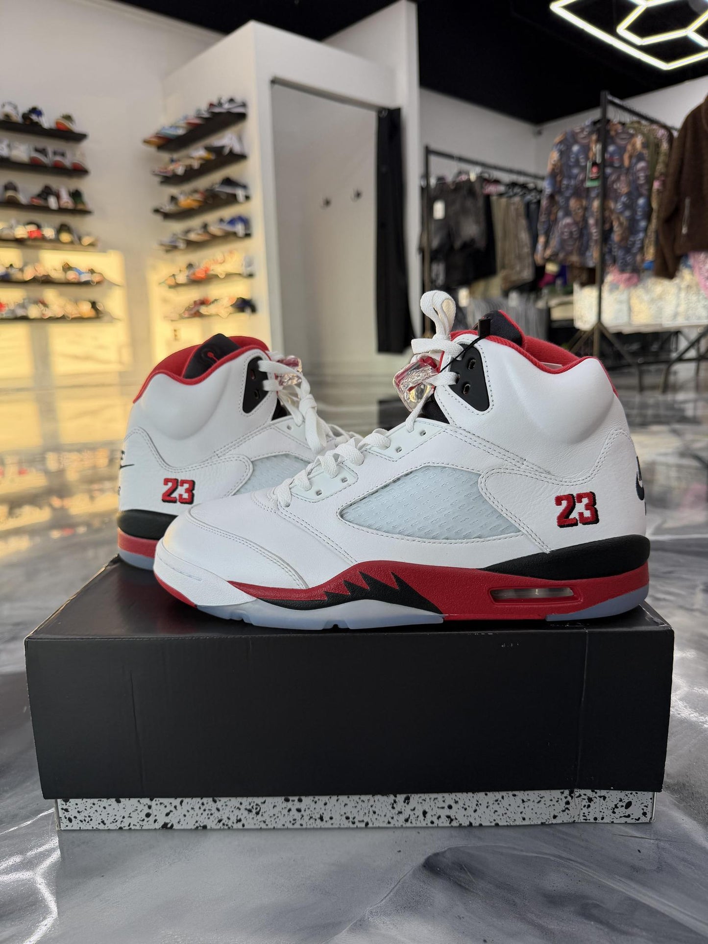 Jordan 5 "Fire Red" Used Size 12