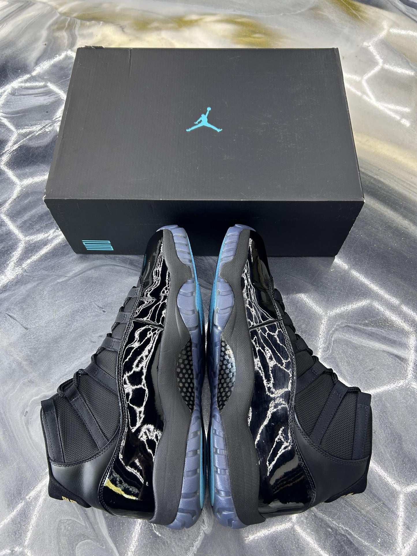 Jordan 11 "Gamma" Used Size 13