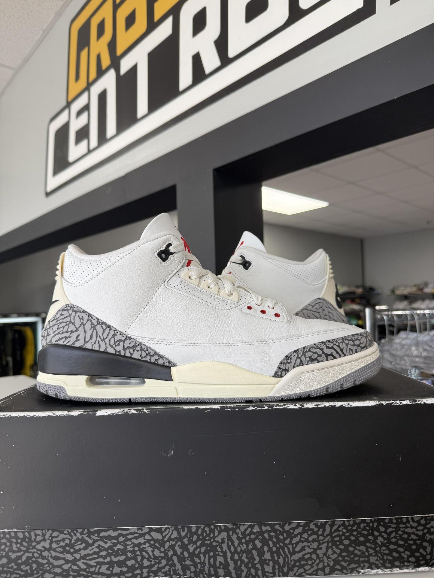Jordan 3 "White Cement Reimagined" Used Size 13
