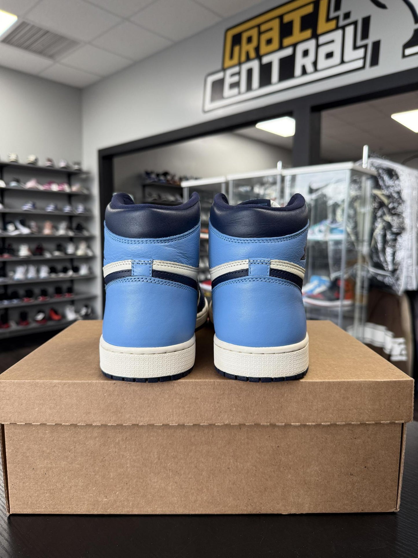 Jordan 1 "Obsidian" Used Size 11.5