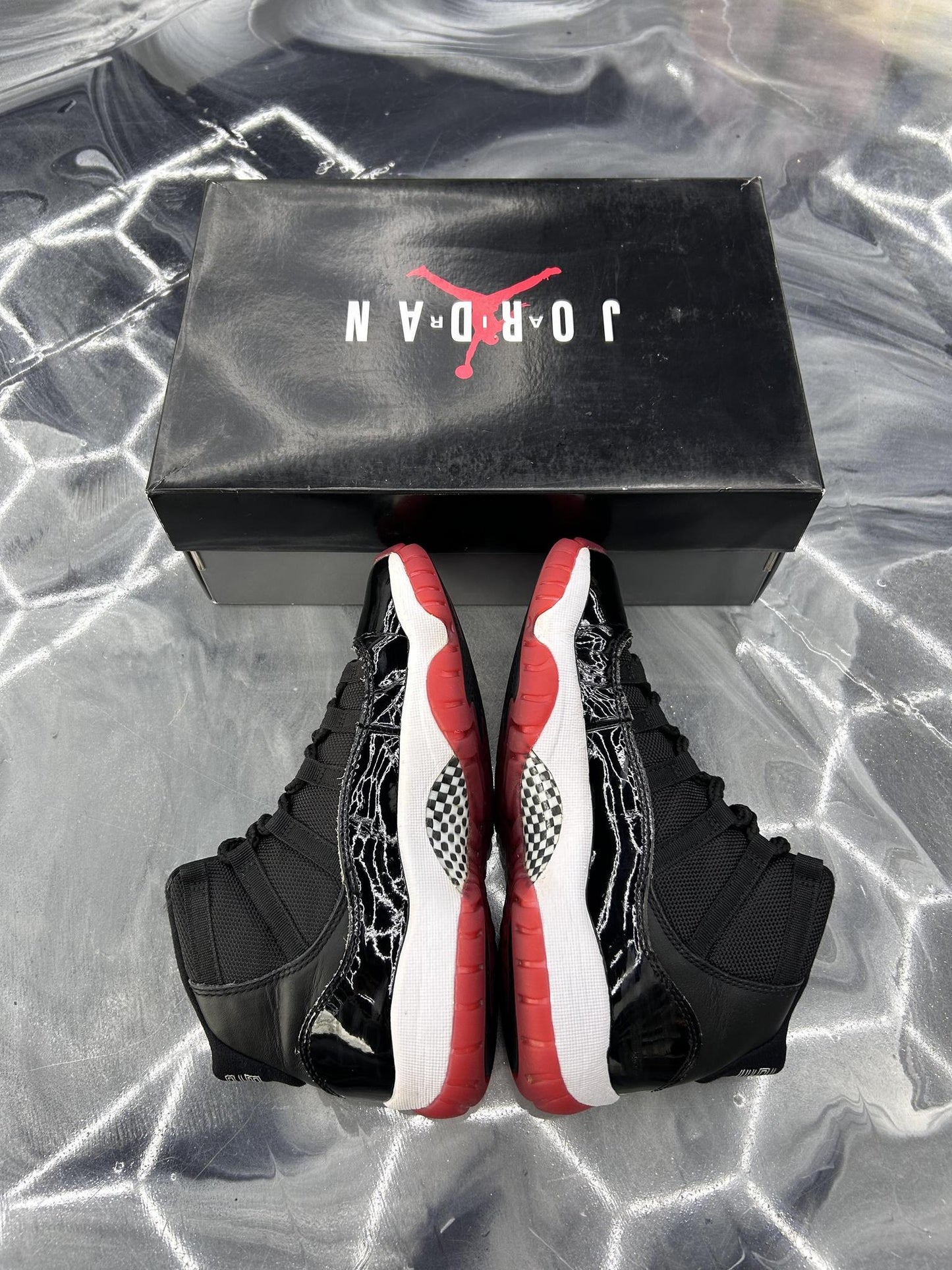Jordan 11 Bred Used Size 4.5Y/6W