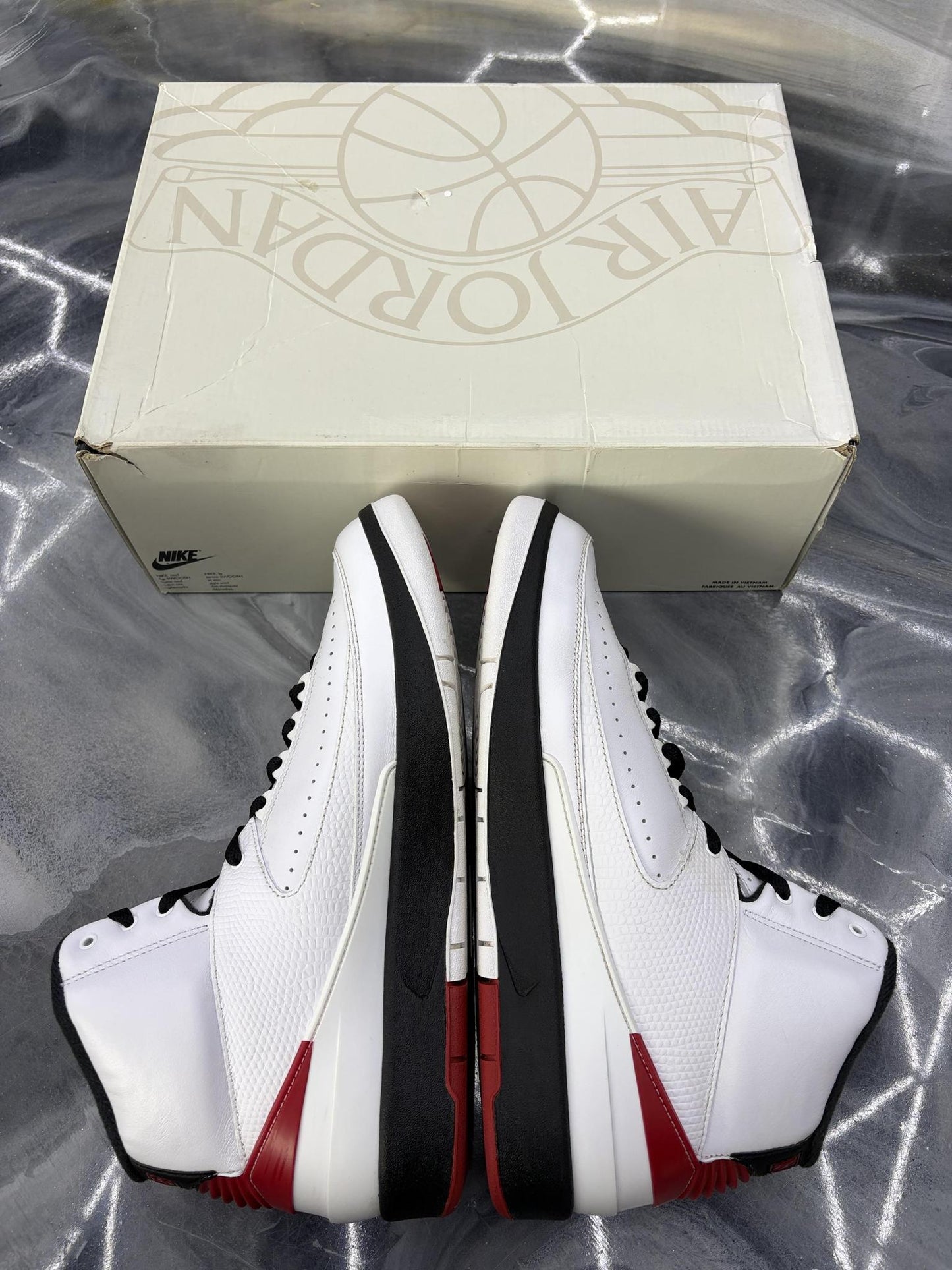 Jordan 2 "Chicago" Used Size 12
