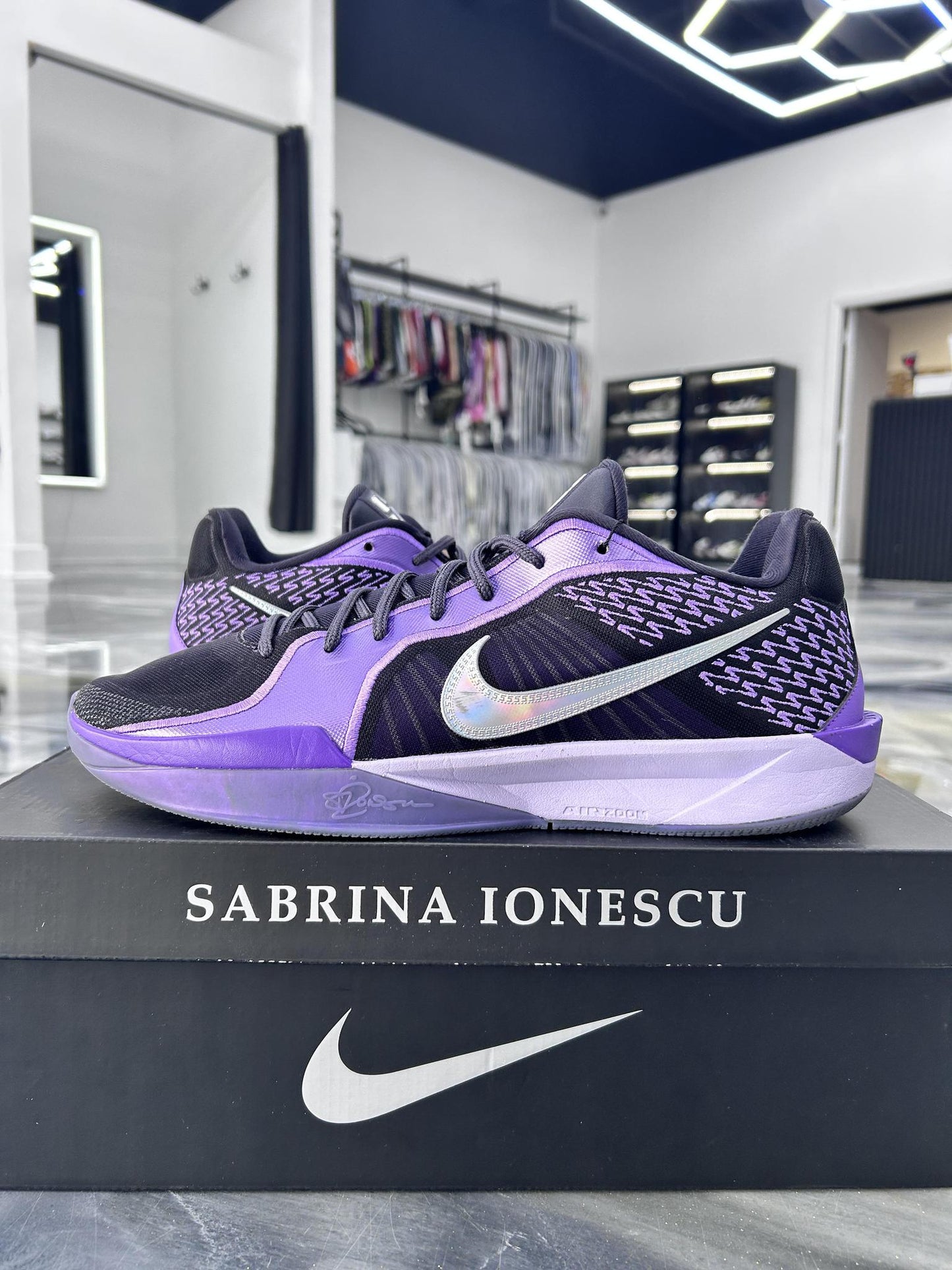 Nike Sabrina 2 Used Size 12