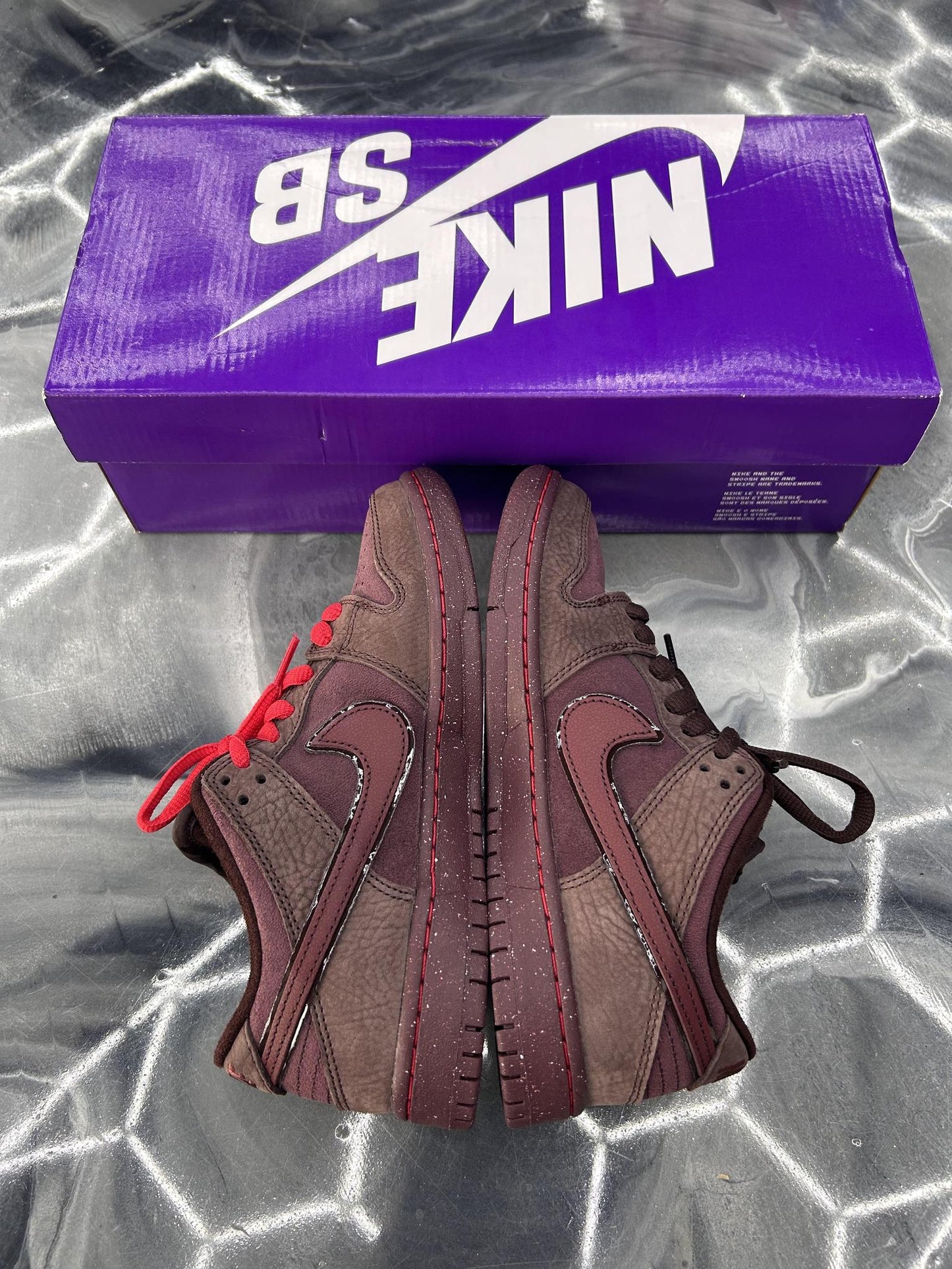 Nike SB Dunk Low "Burgundy Crush" Used Size 6Y/7.5W
