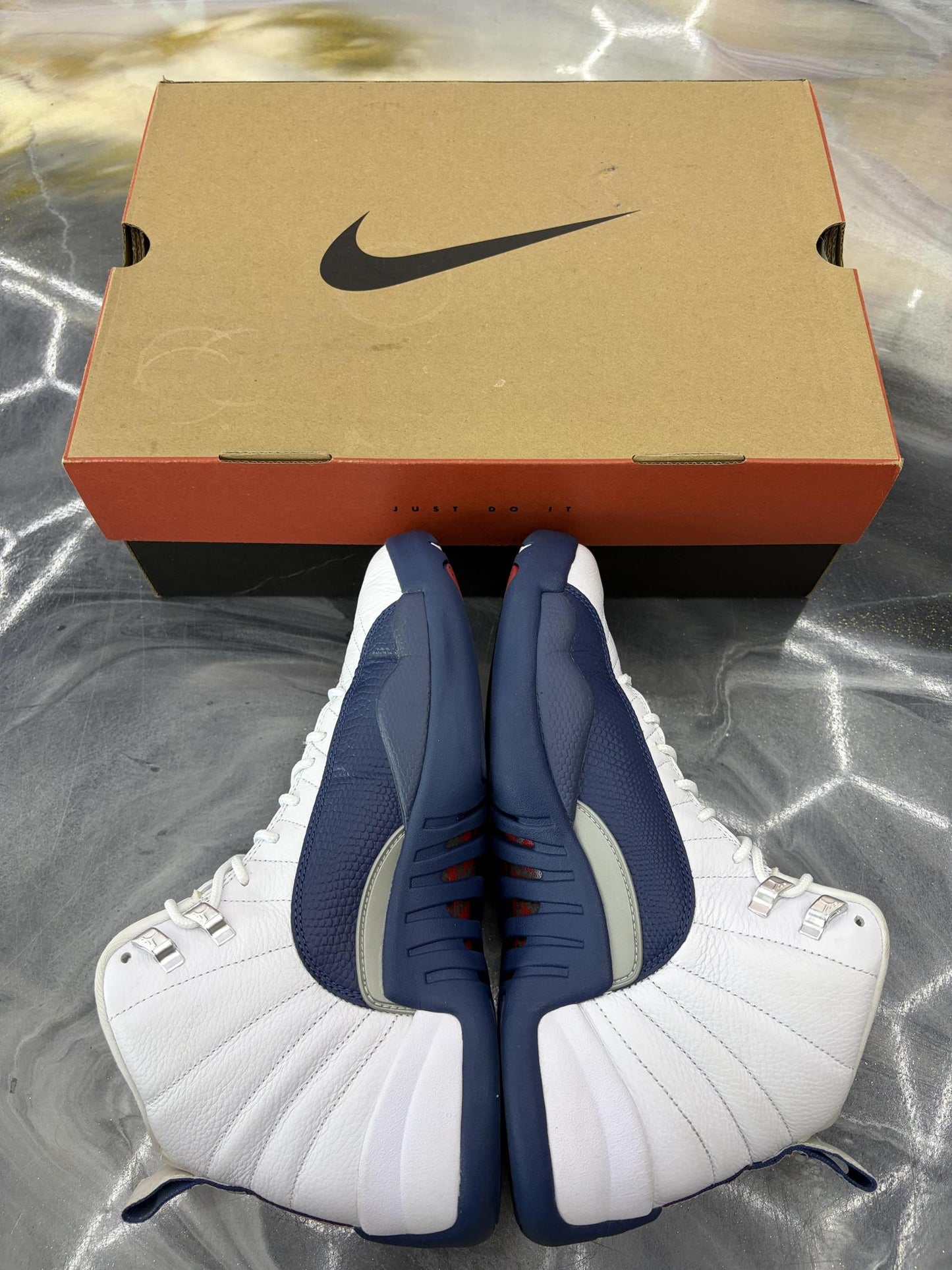 Jordan 12 "French Blue" Used Size 9.5