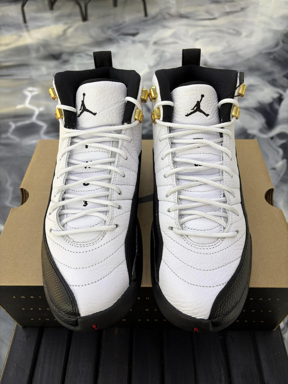 Jordan 12 "Taxi" Used Size 7Y/8.5W