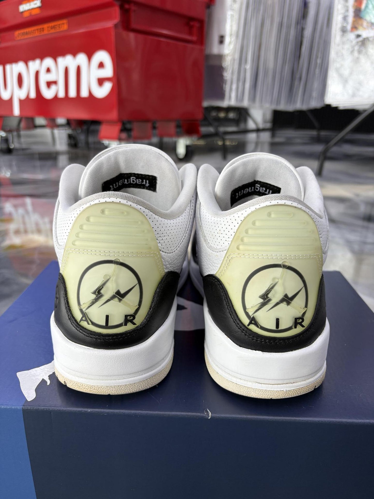 Jordan 3 Fragment Used Size 9