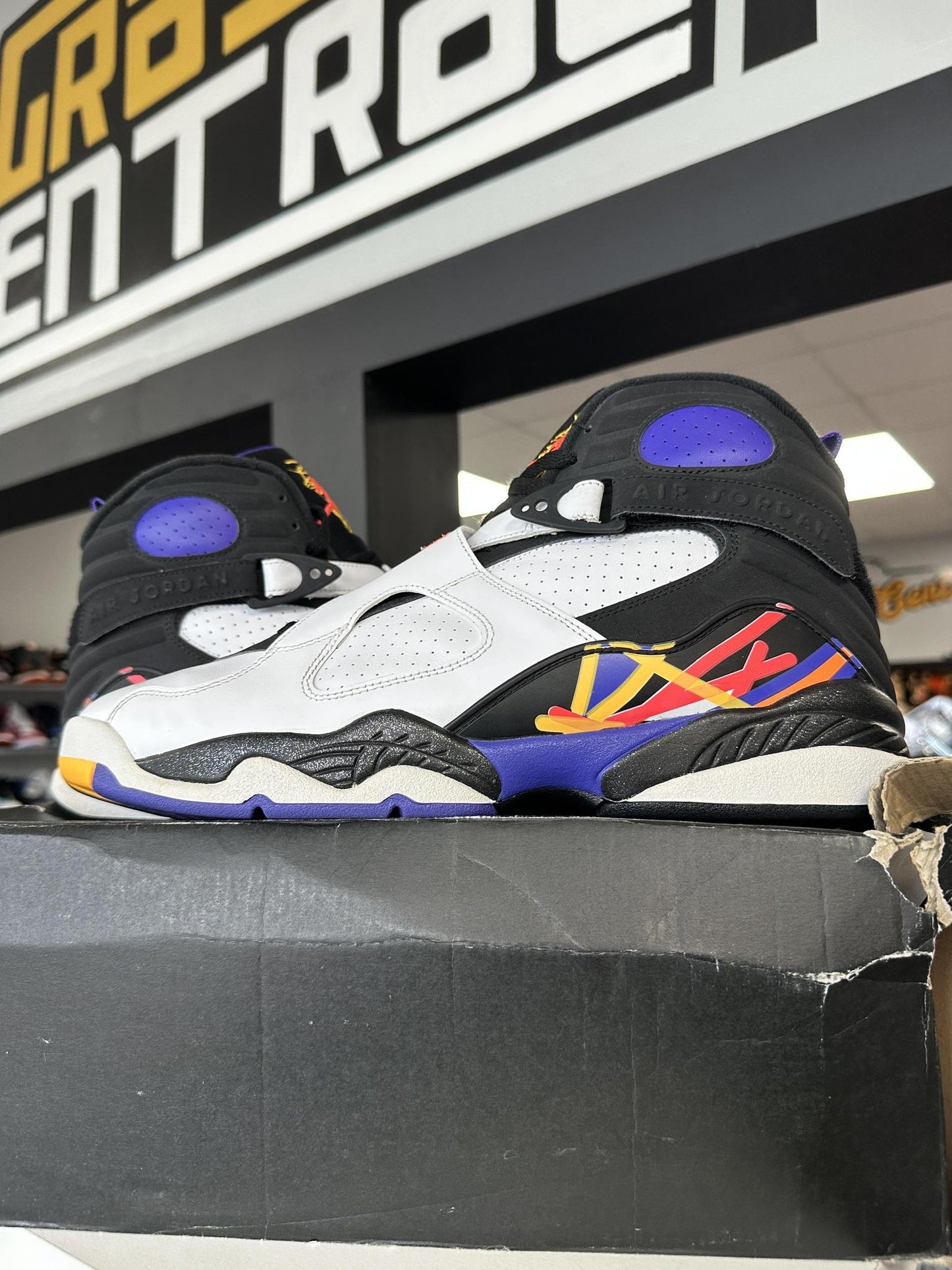 Jordan 8 "Three Peat" Size 13