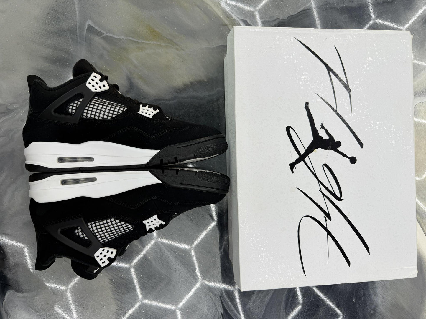 Jordan 4 "White Thunder" Used Size 12