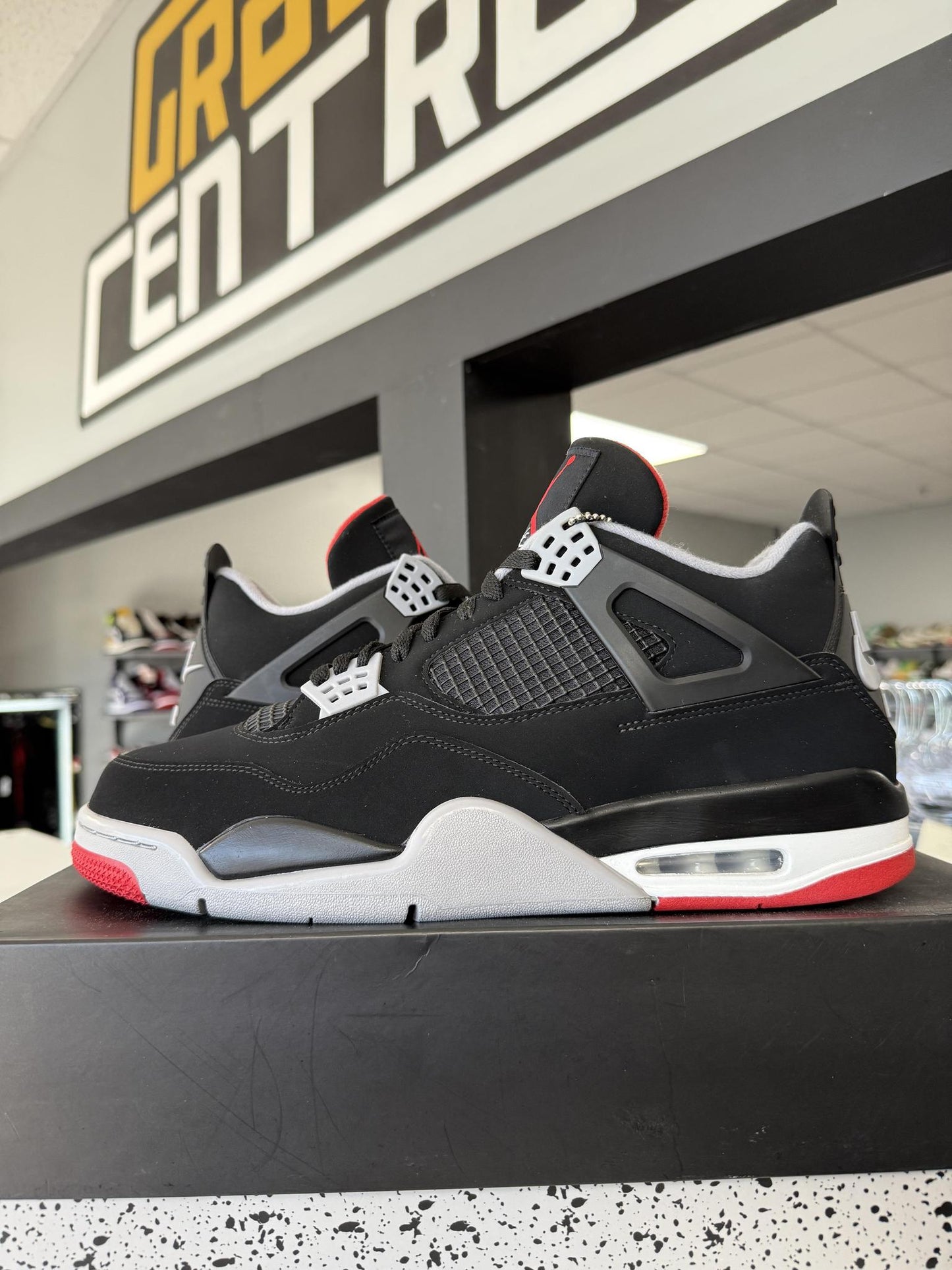 Jordan 4 "Bred 2019" Used Size 13