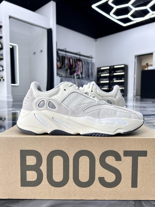 Yeezy 700 "Analog" Used Size 12.5