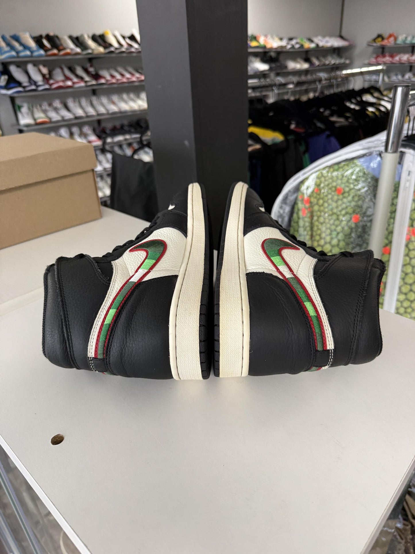 Jordan 1 "A Star is Born" Used Size 10