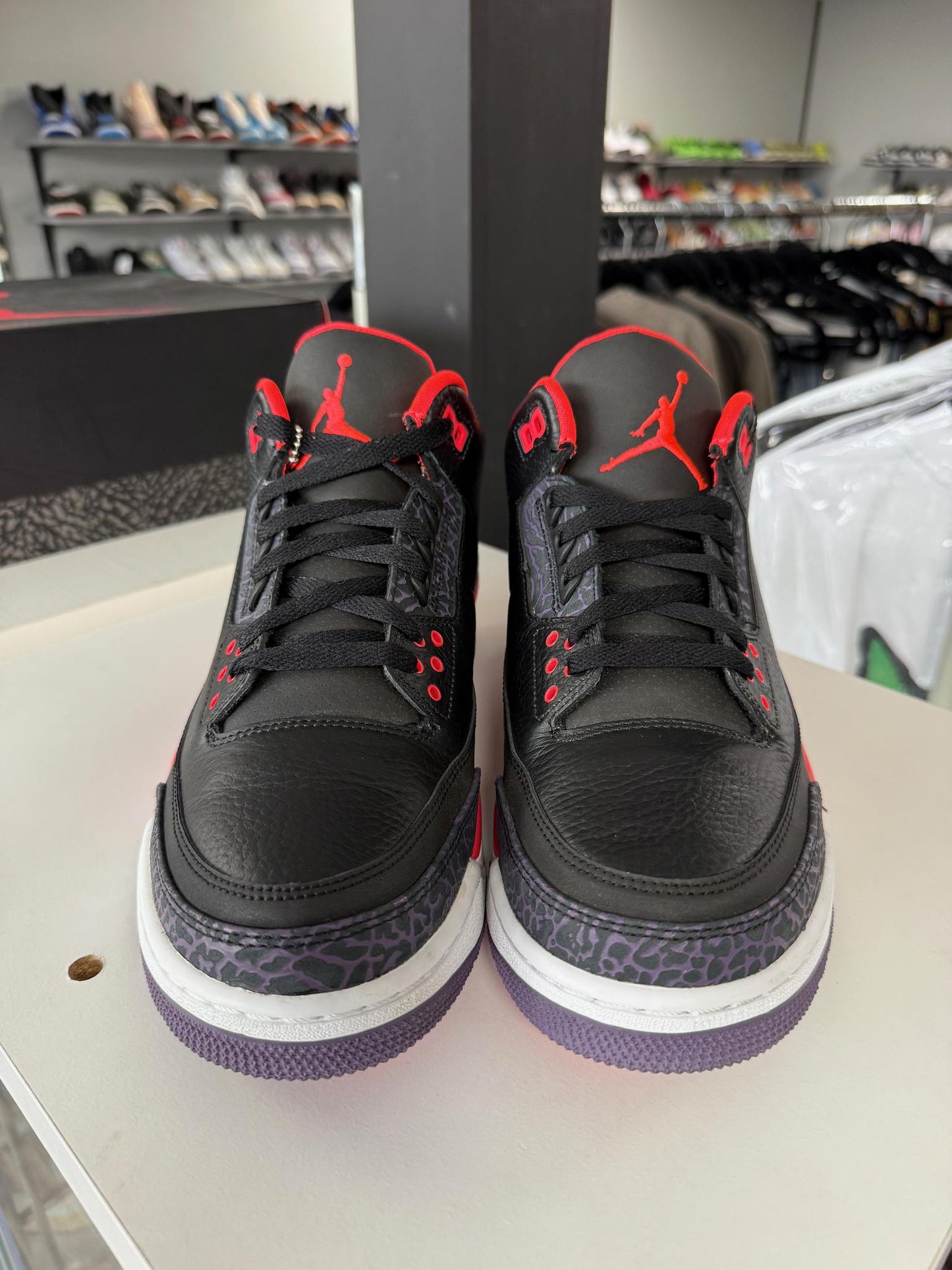 Jordan 3 "Crimson" Used Size 10.5