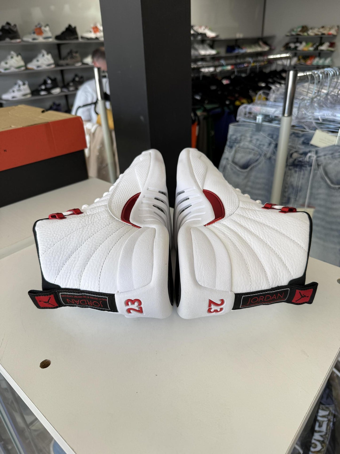 Jordan 12 "Twist" Used Size 10.5