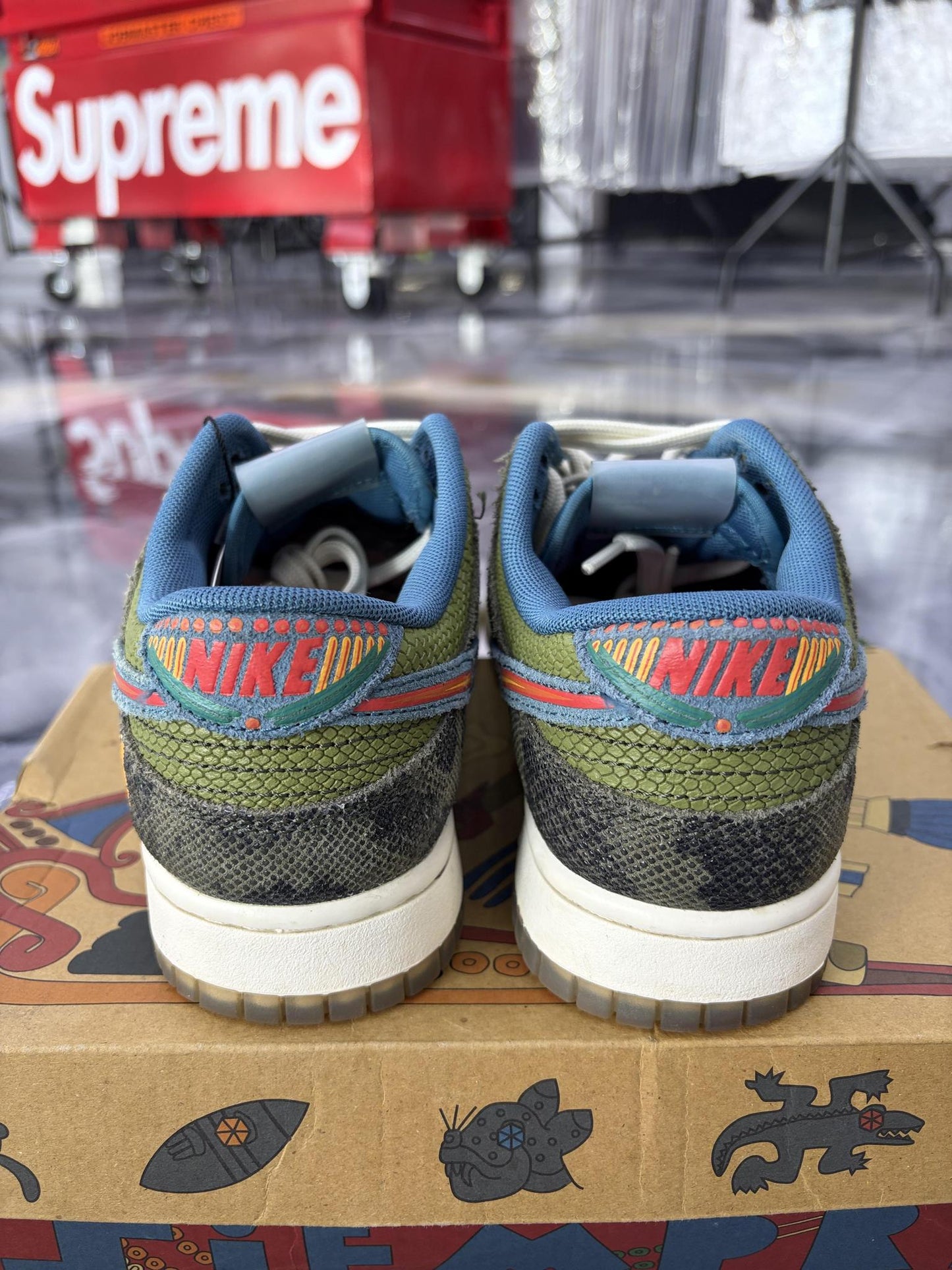 Nike Dunk Low Siempre Familia Used Size 6Y/7.5W