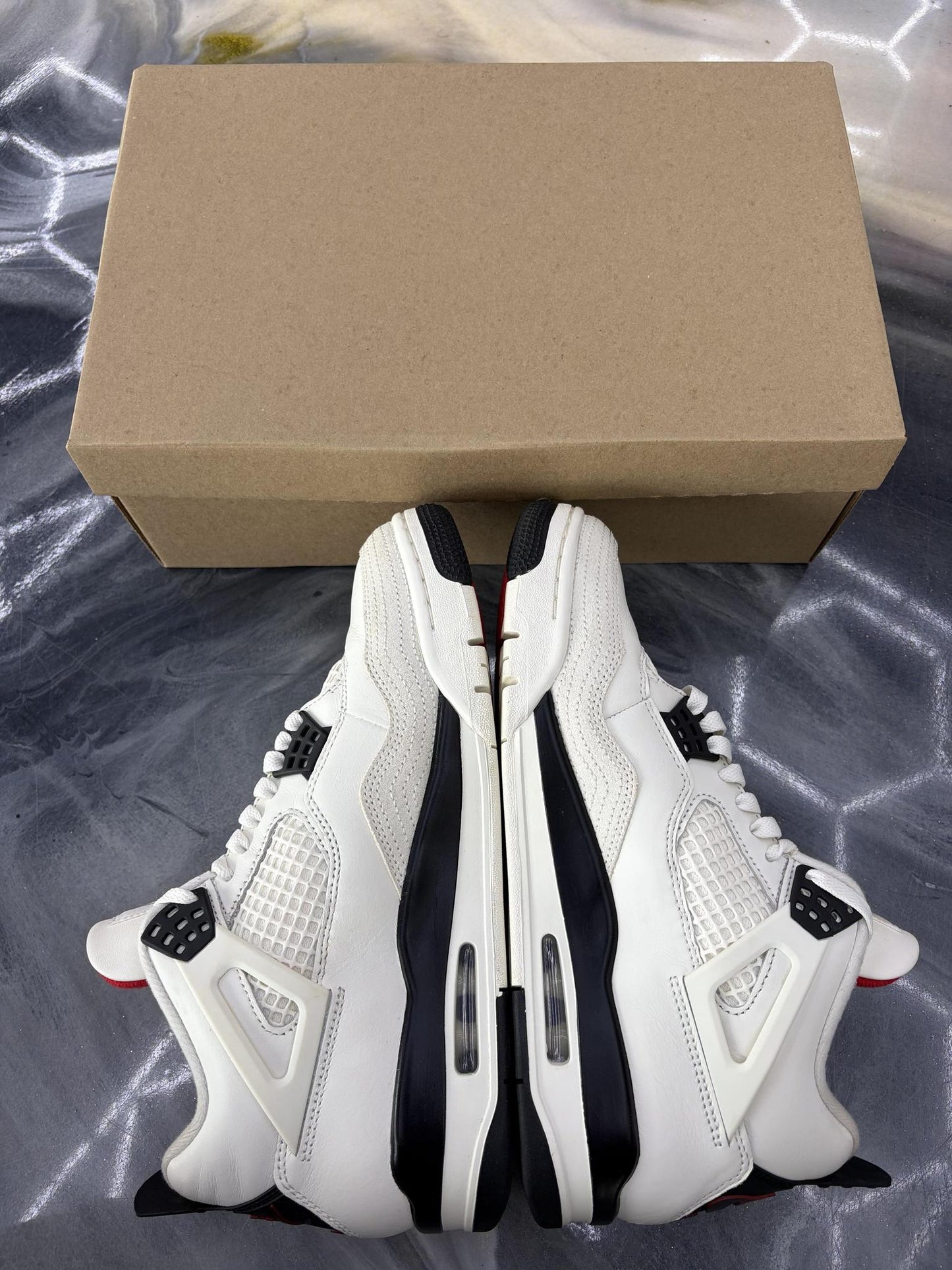 Jordan 4 "Flight Club" Used Size 9.5