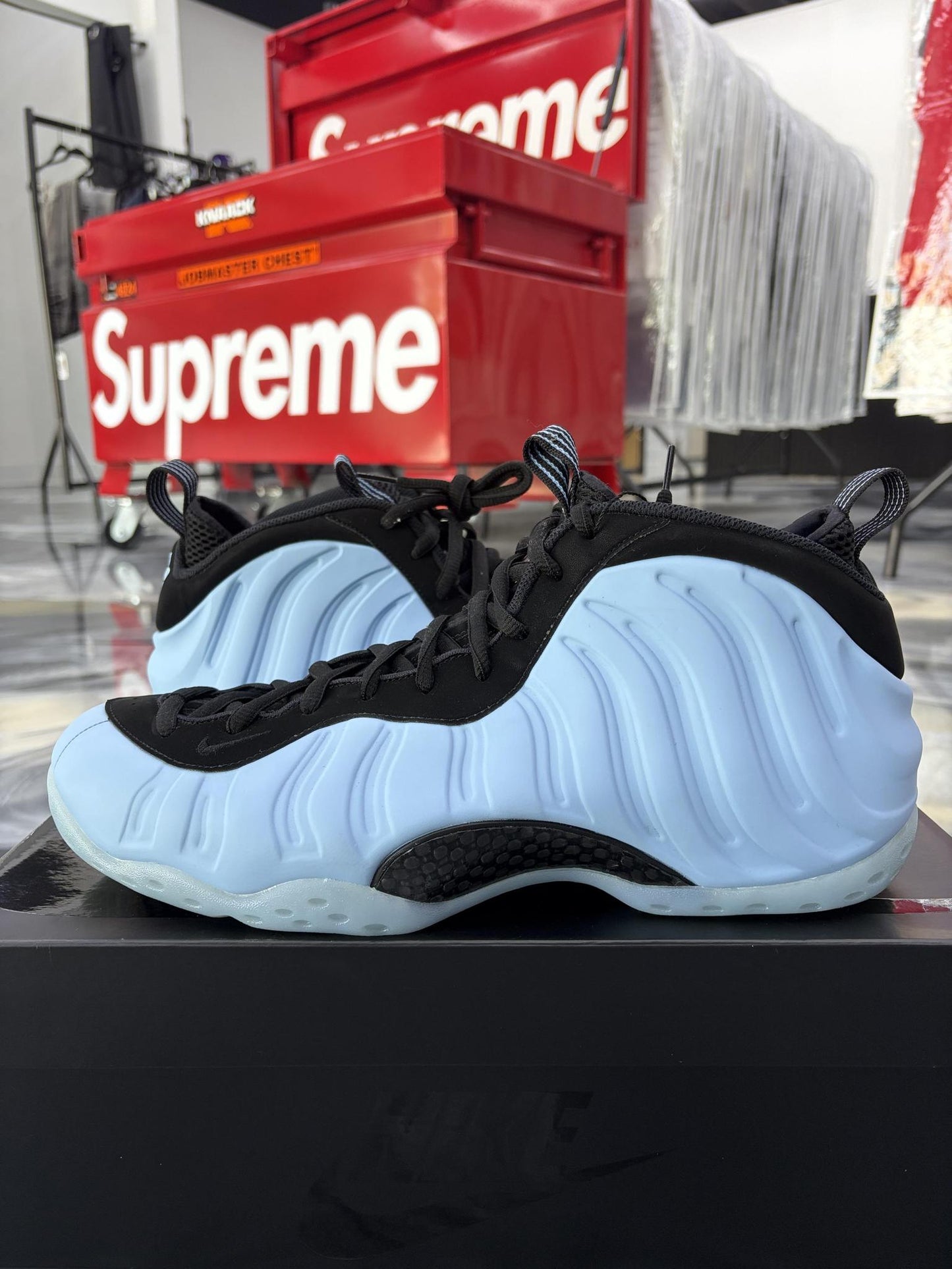 Nike Air Foamposite "Psychic Blue" Used Size 13