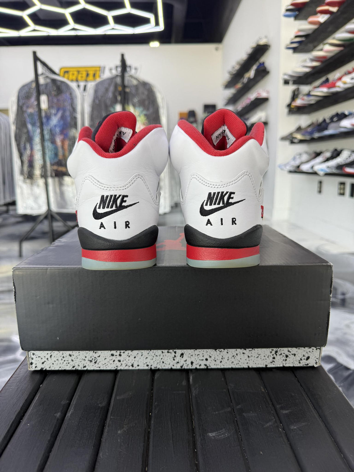Jordan 5 "Fire Red" Used Size 7Y/8.5W